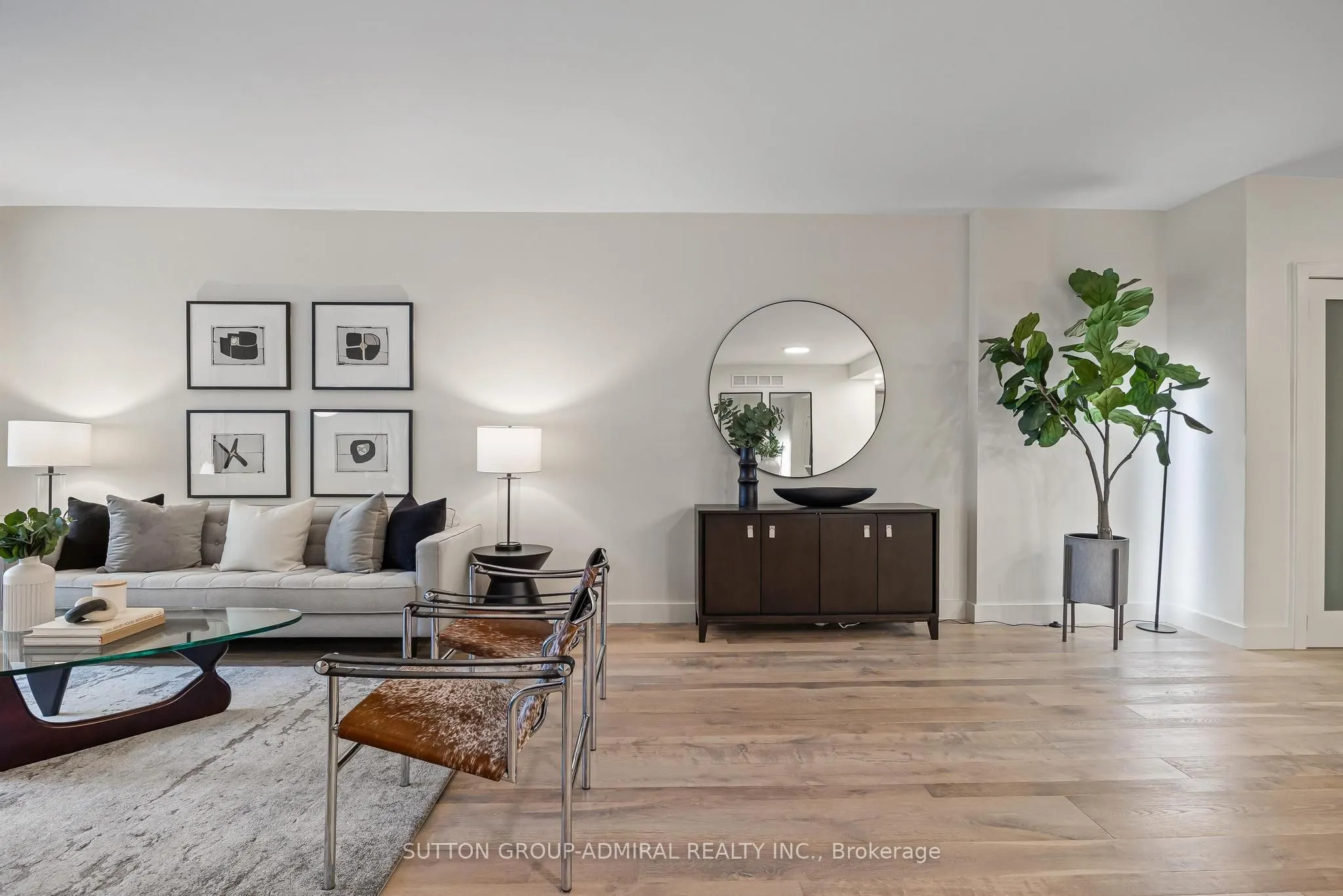 350 Lonsdale Road #206