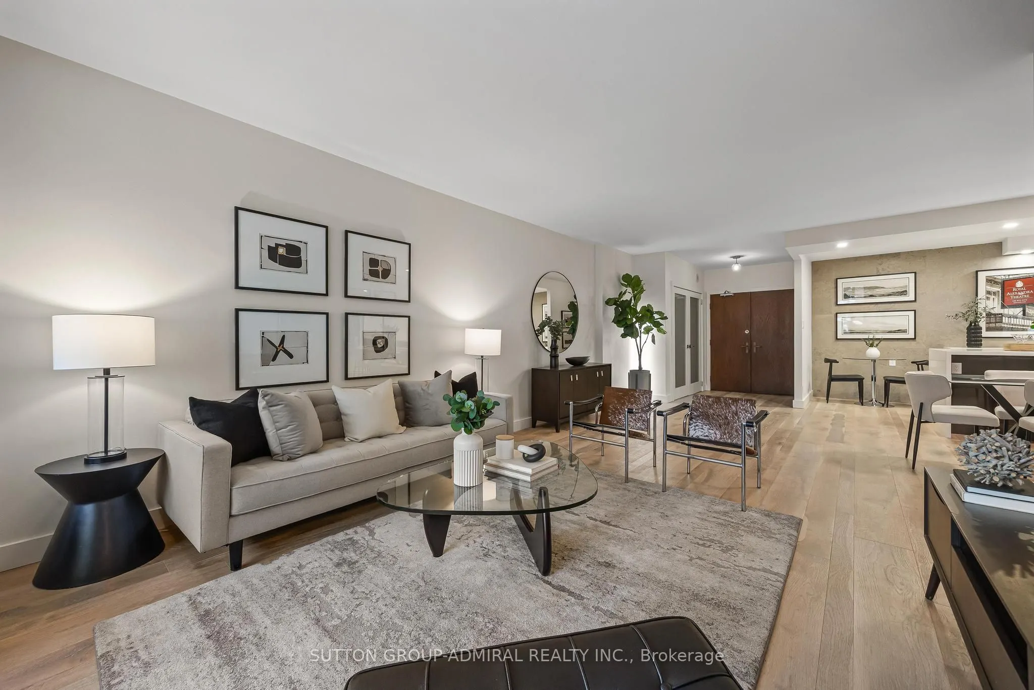 350 Lonsdale Road #206