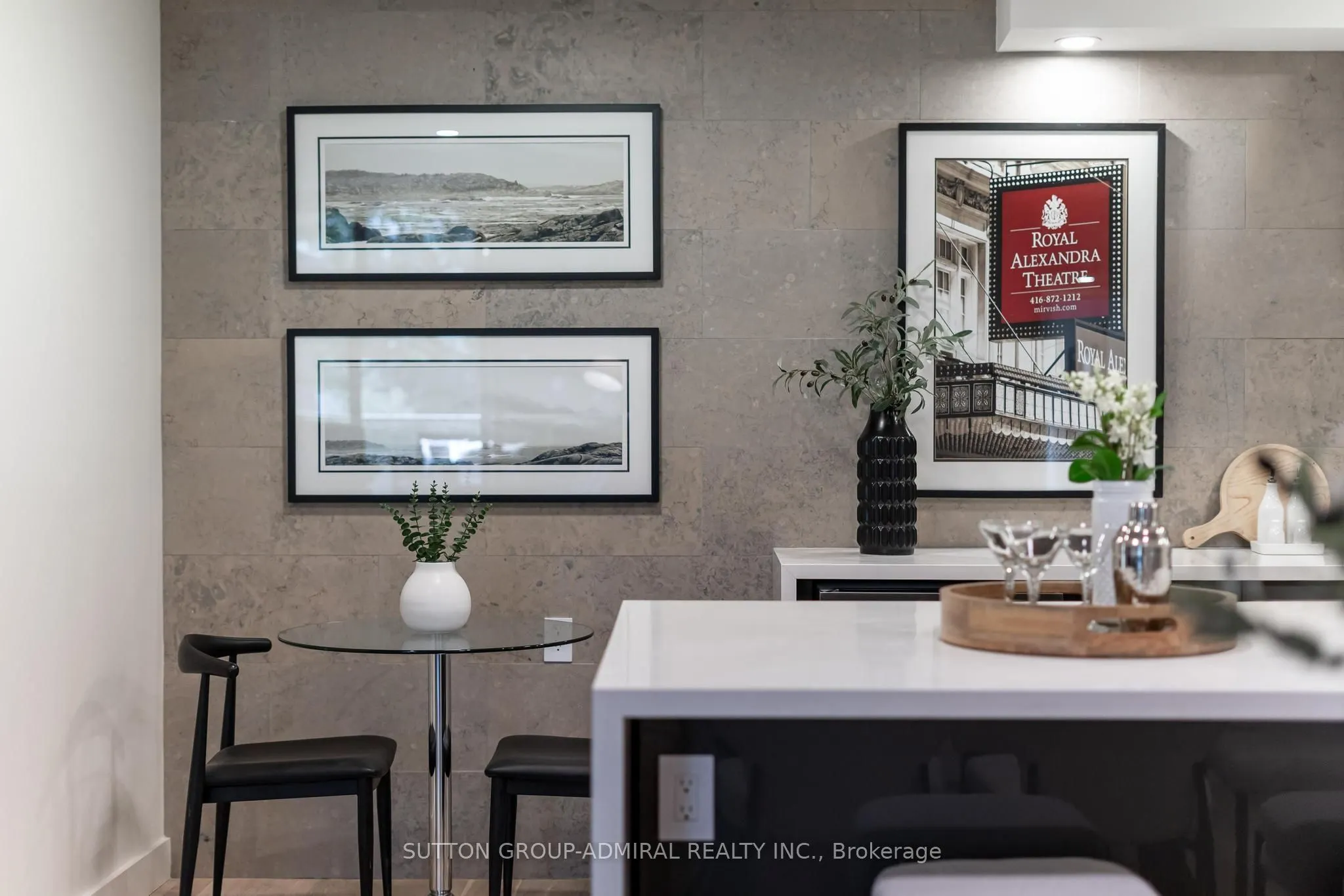 350 Lonsdale Road #206
