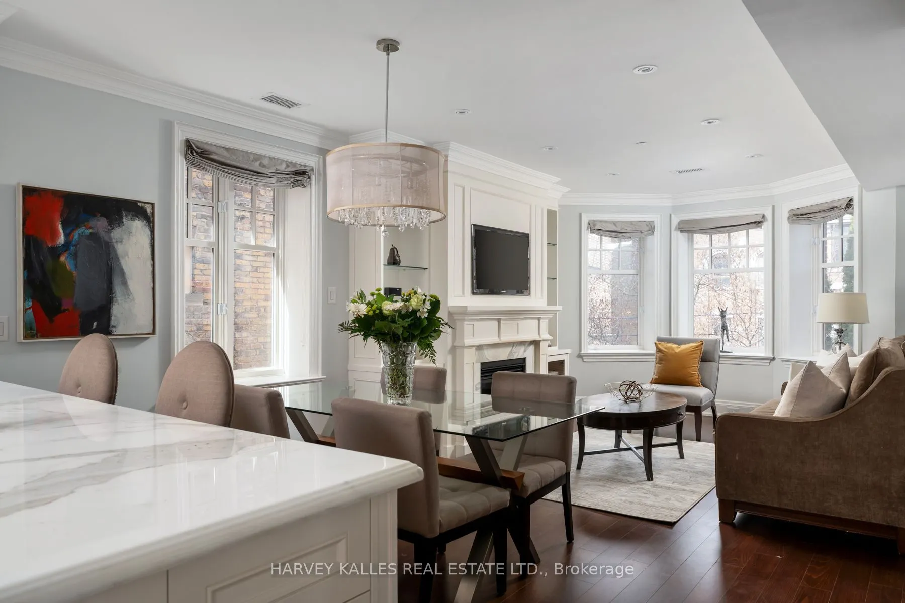 319 Lonsdale Road #2D