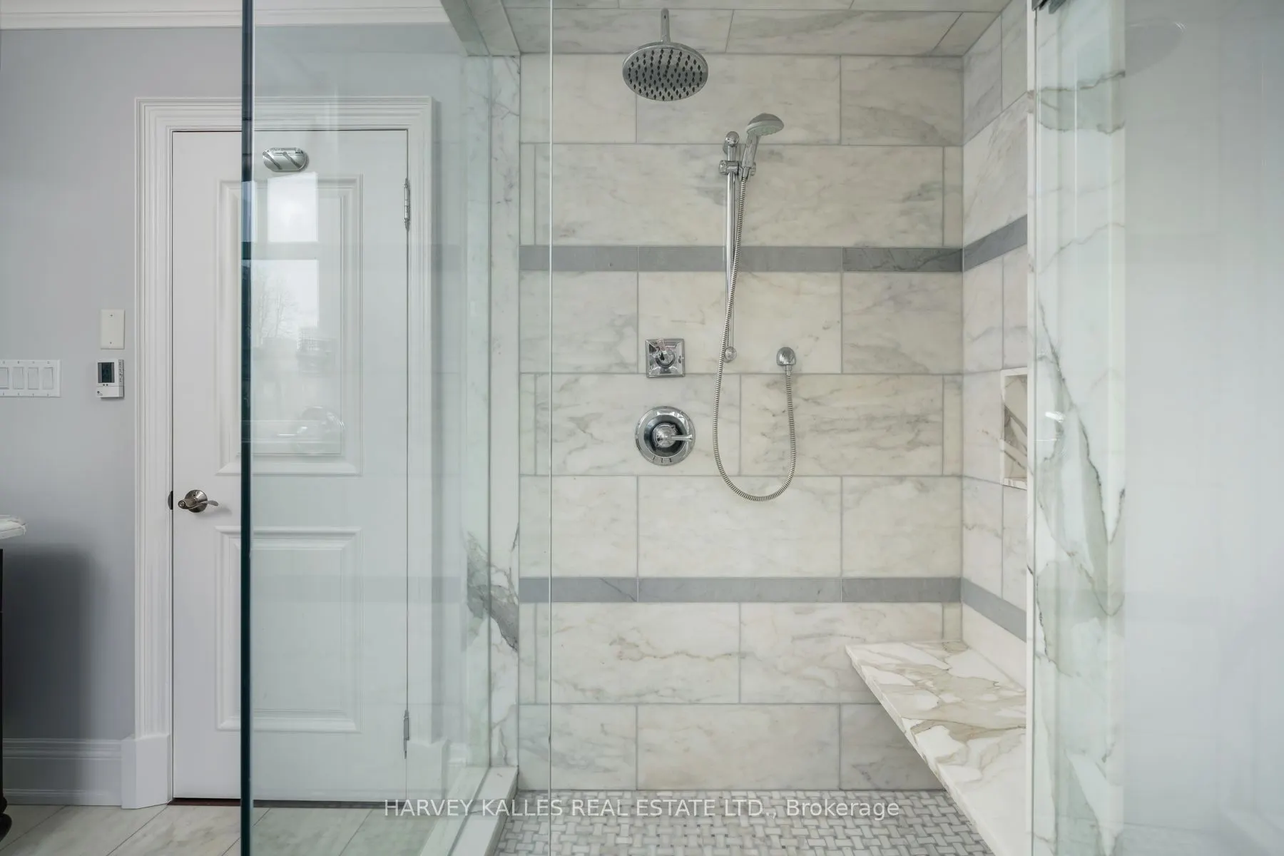 319 Lonsdale Road #2D