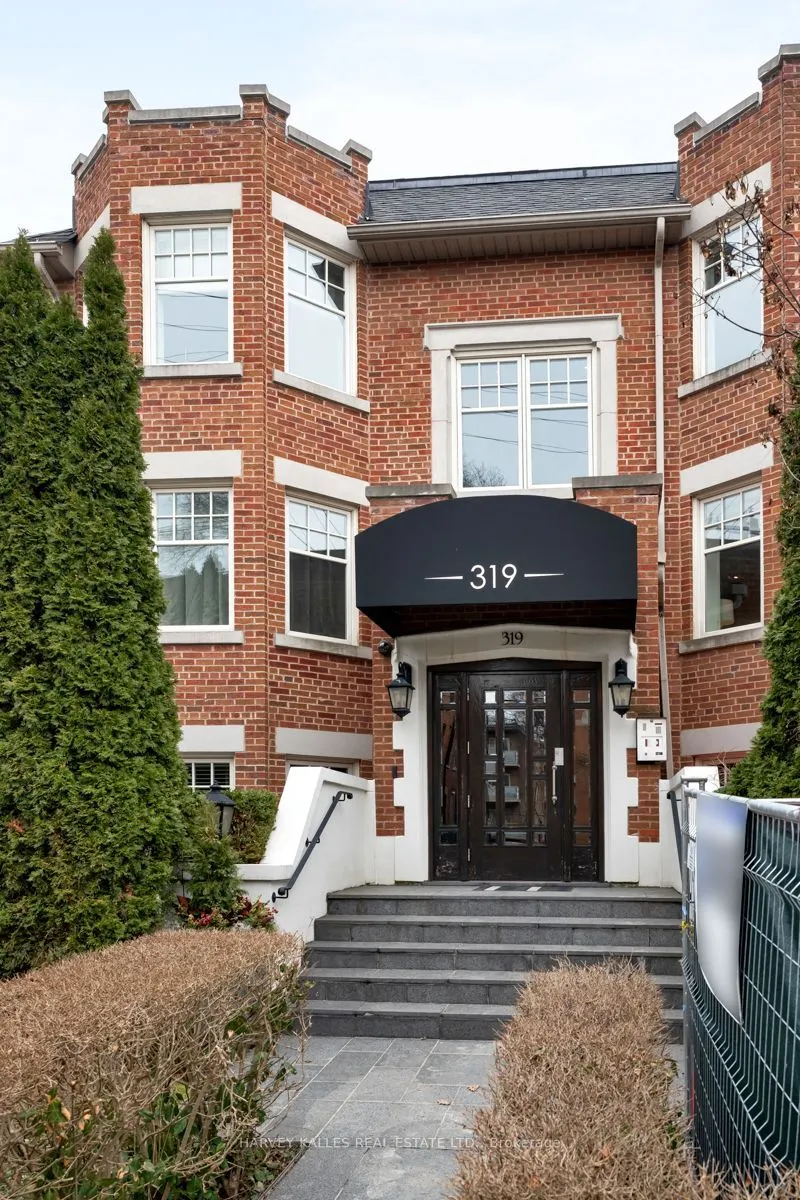 319 Lonsdale Road #2D