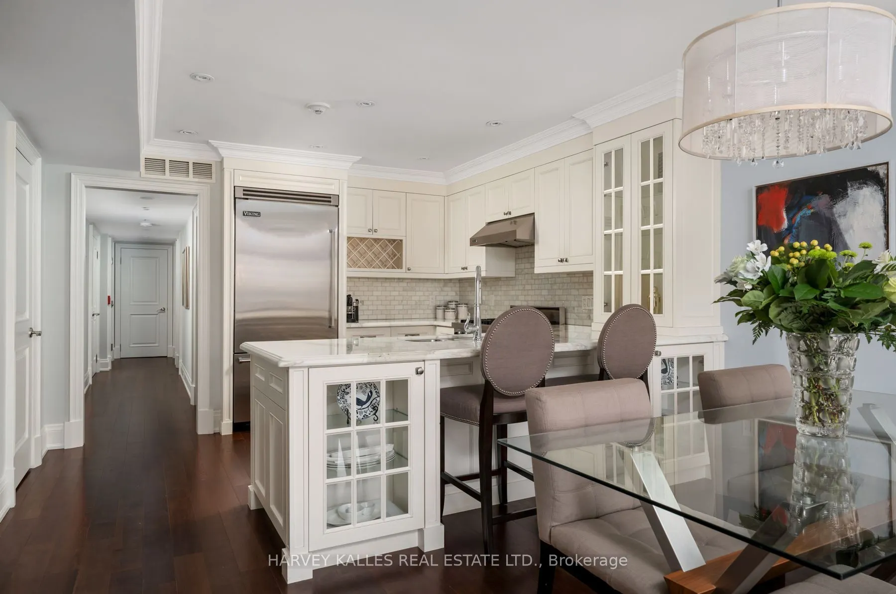 319 Lonsdale Road #2D