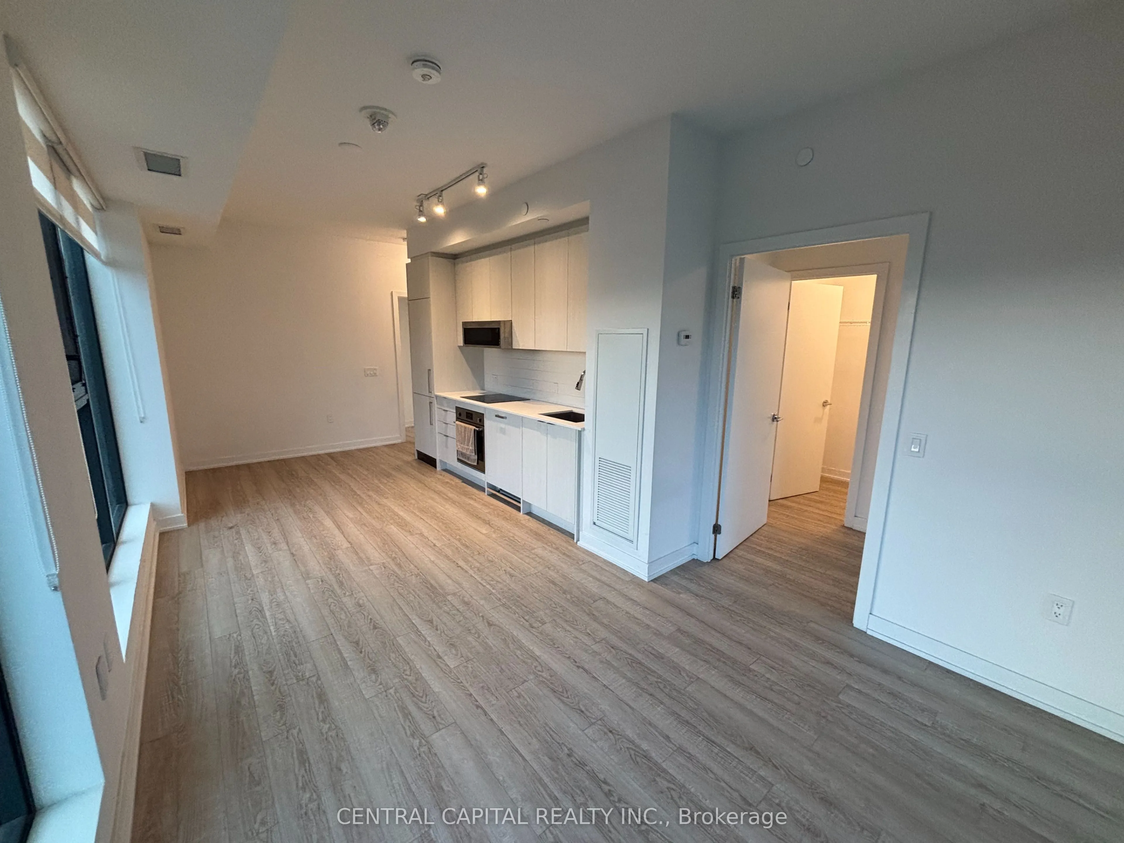 250 Lawrence Avenue W #419