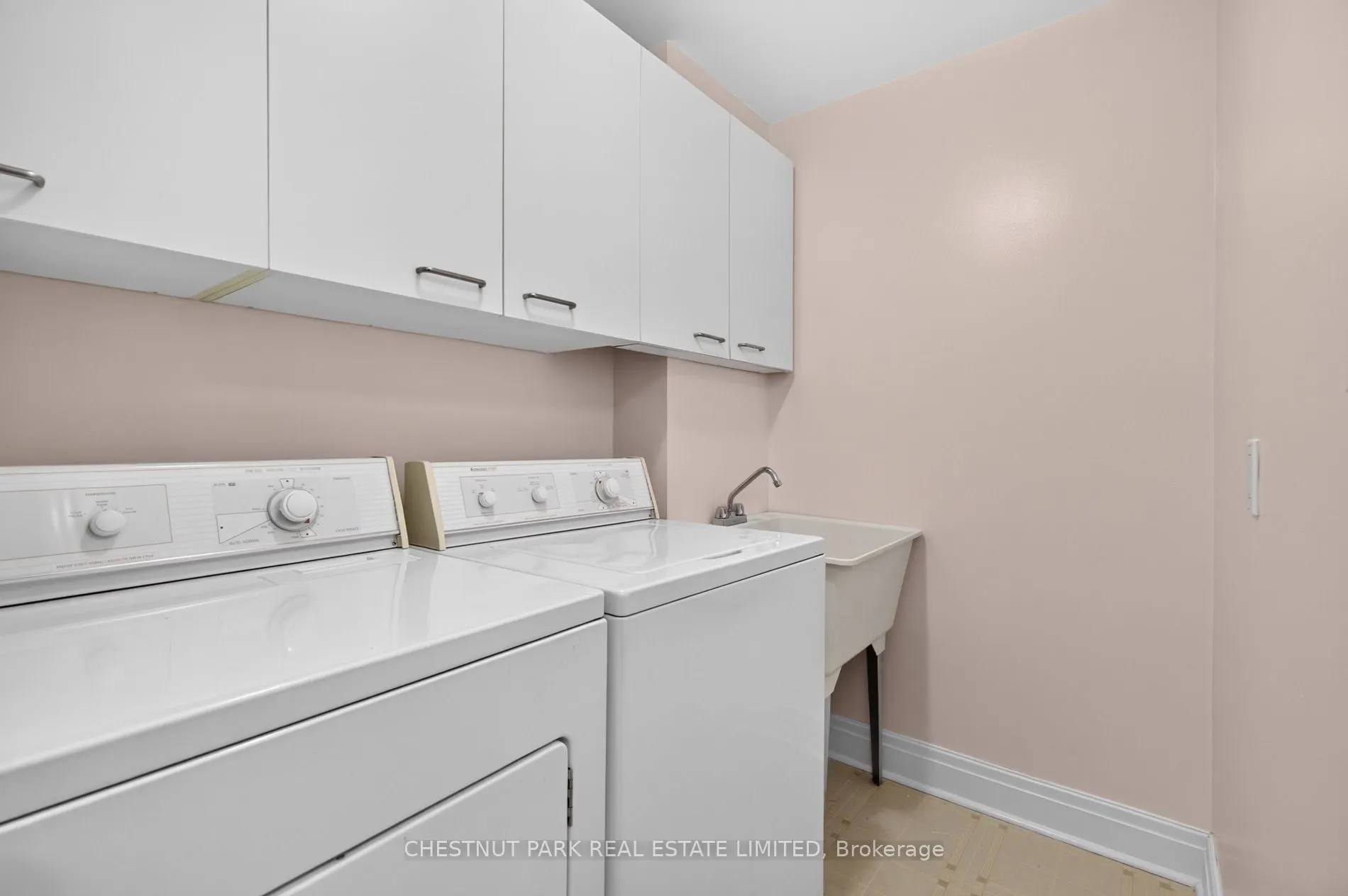 248 Spadina Road