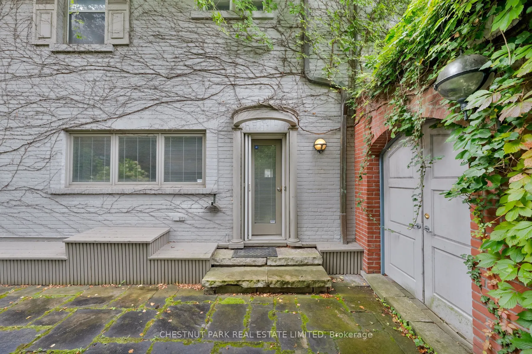 42 Crescent Road