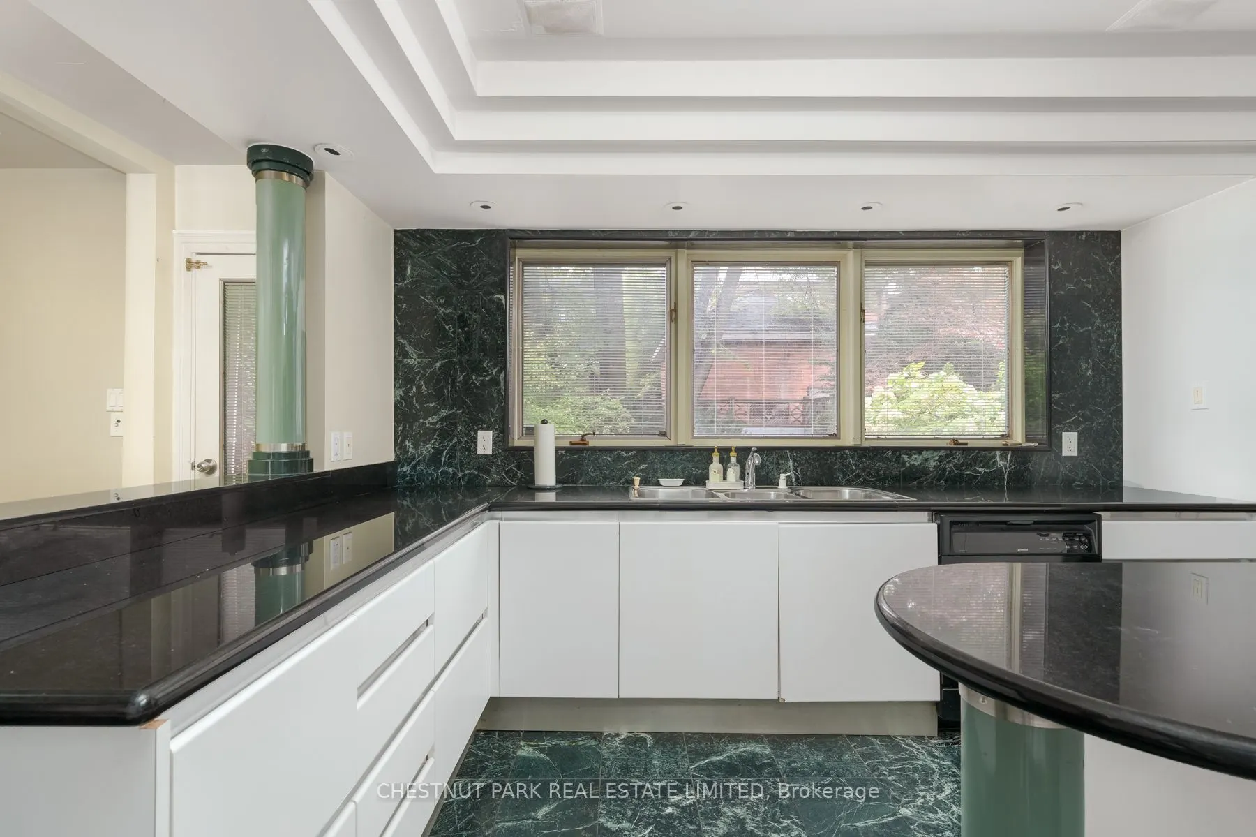 42 Crescent Road