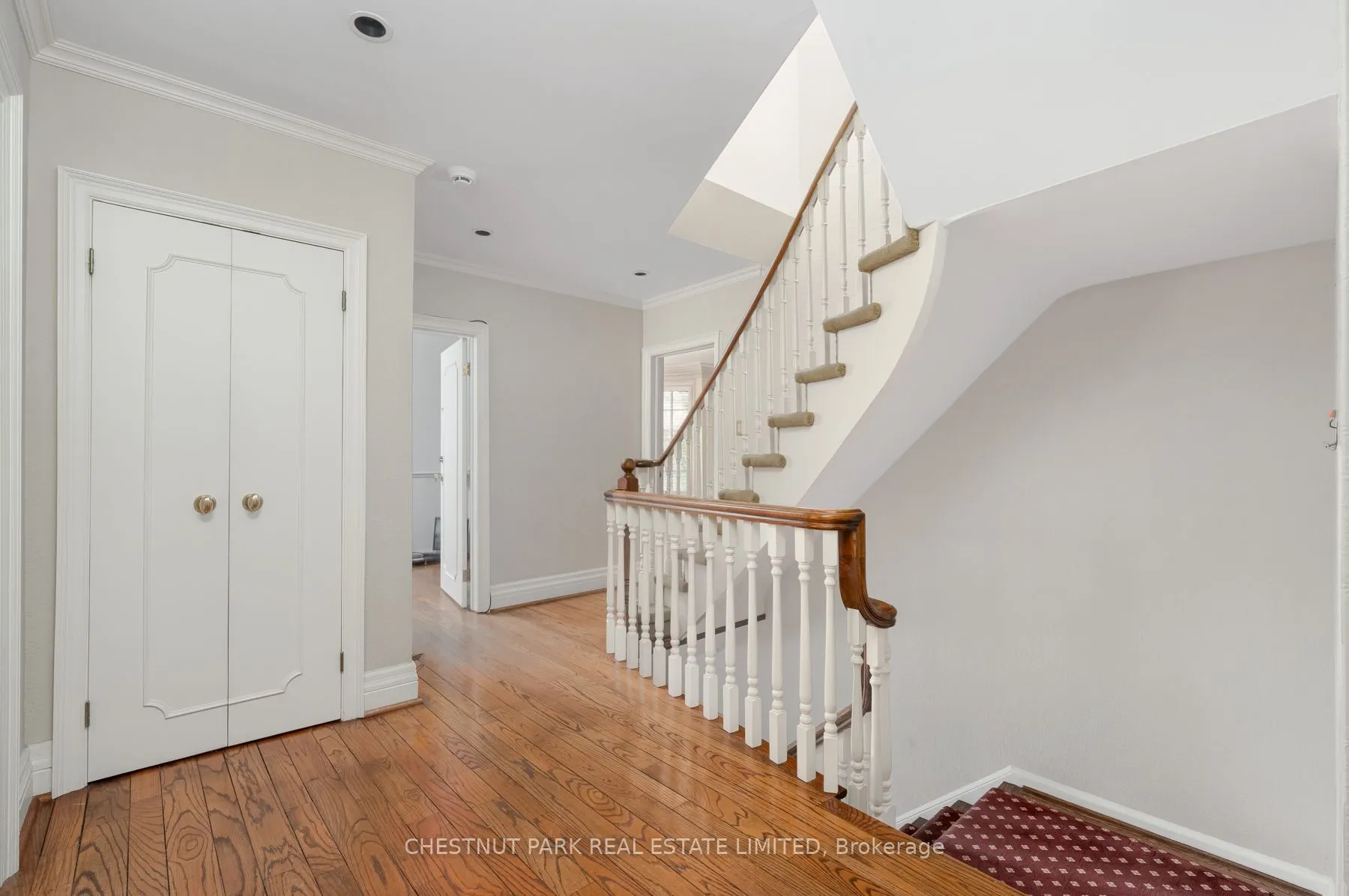42 Crescent Road