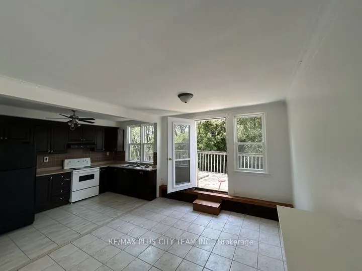 3432 Bathurst Street #2