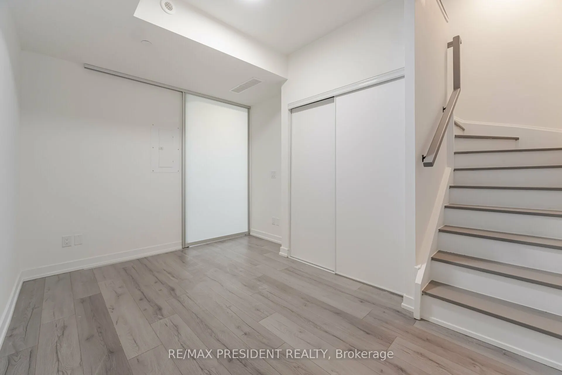 861 Sheppard Avenue W #41