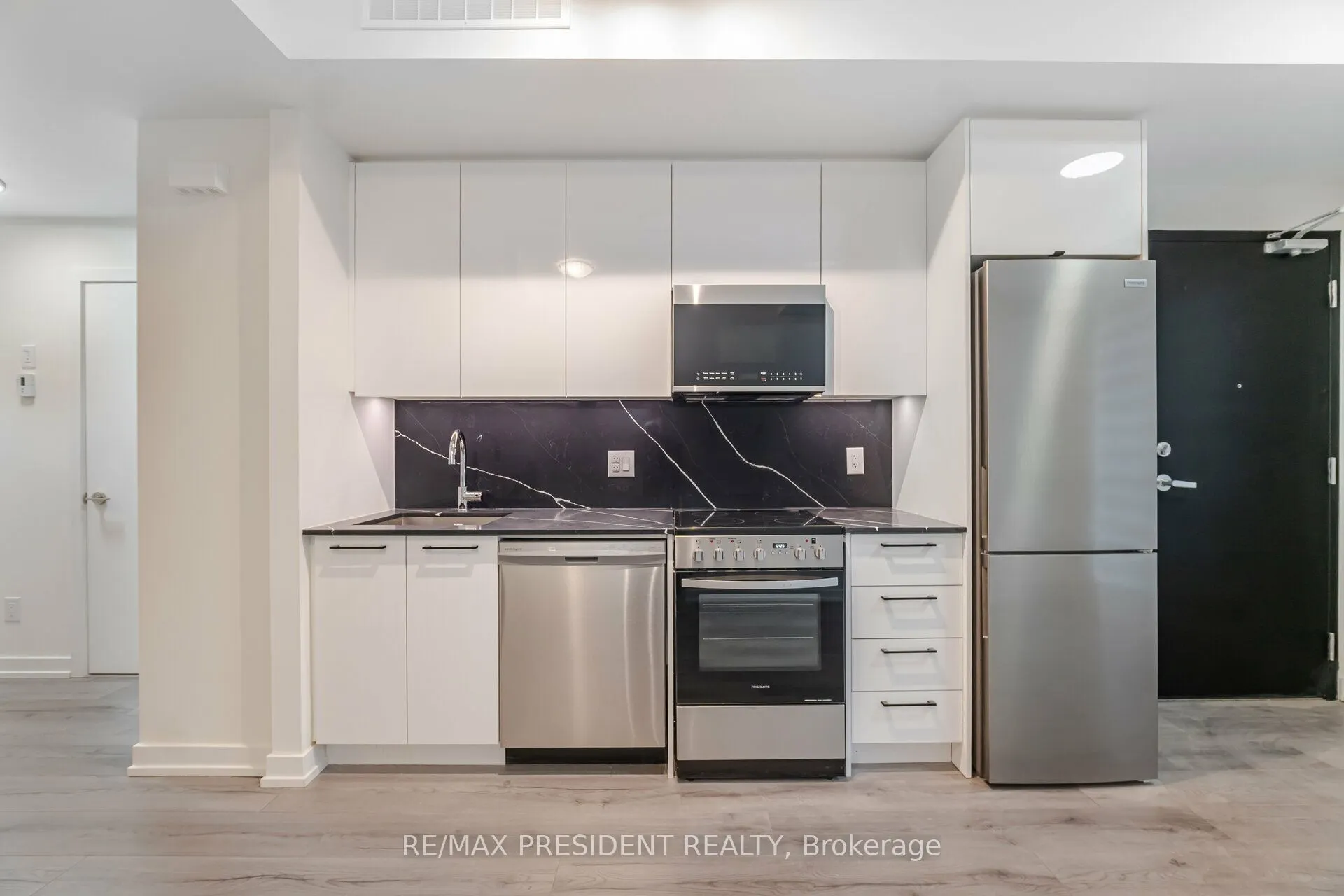 861 Sheppard Avenue W #41