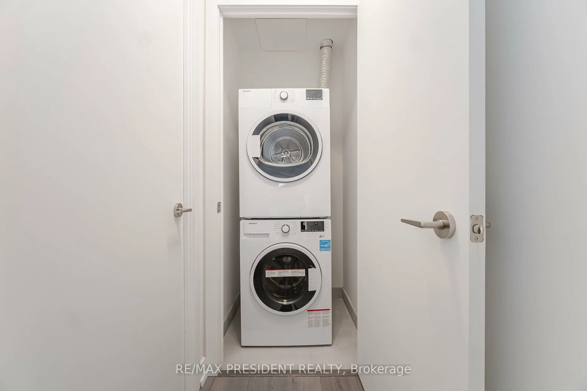 861 Sheppard Avenue W #41