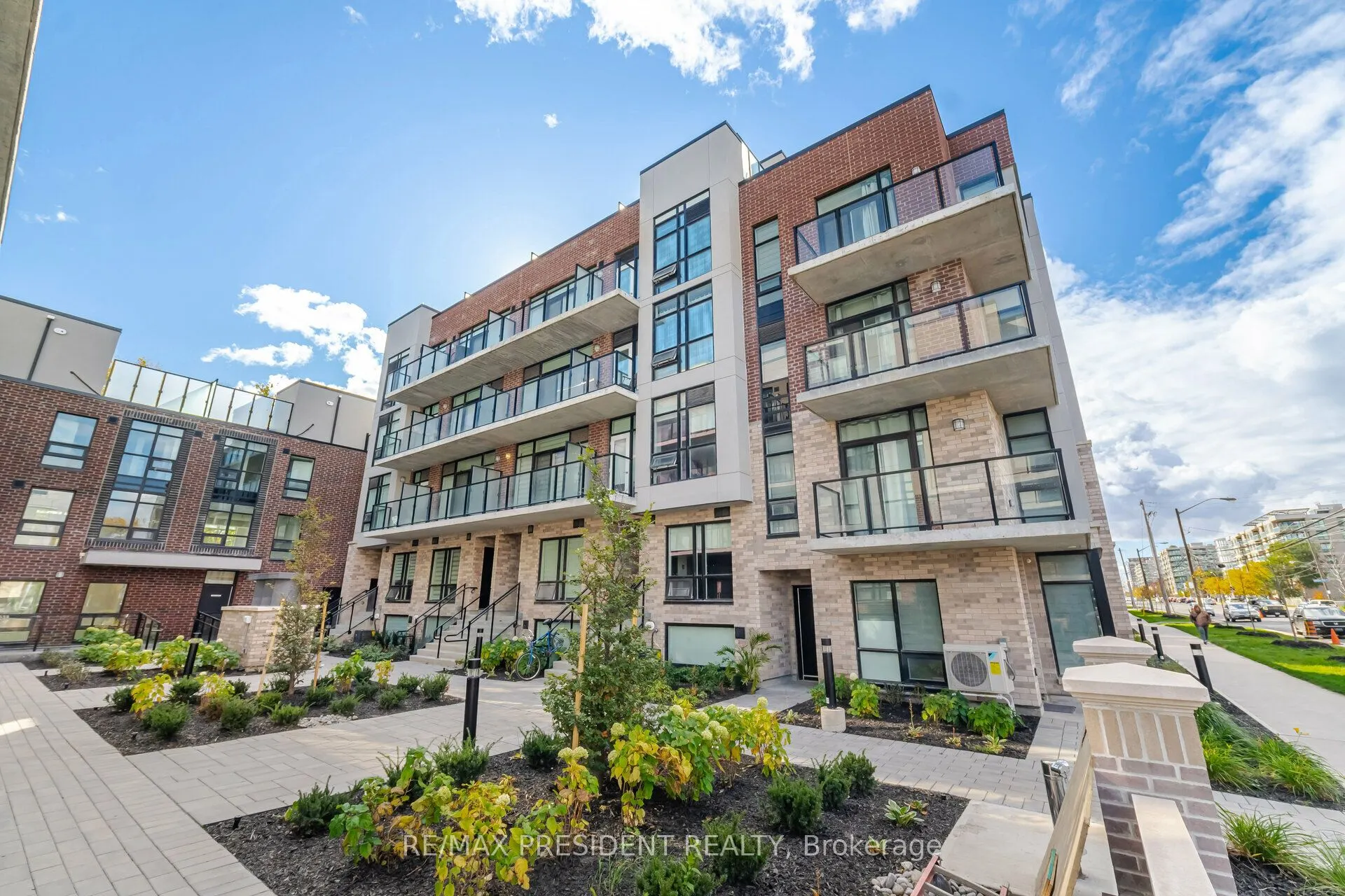 861 Sheppard Avenue W #41