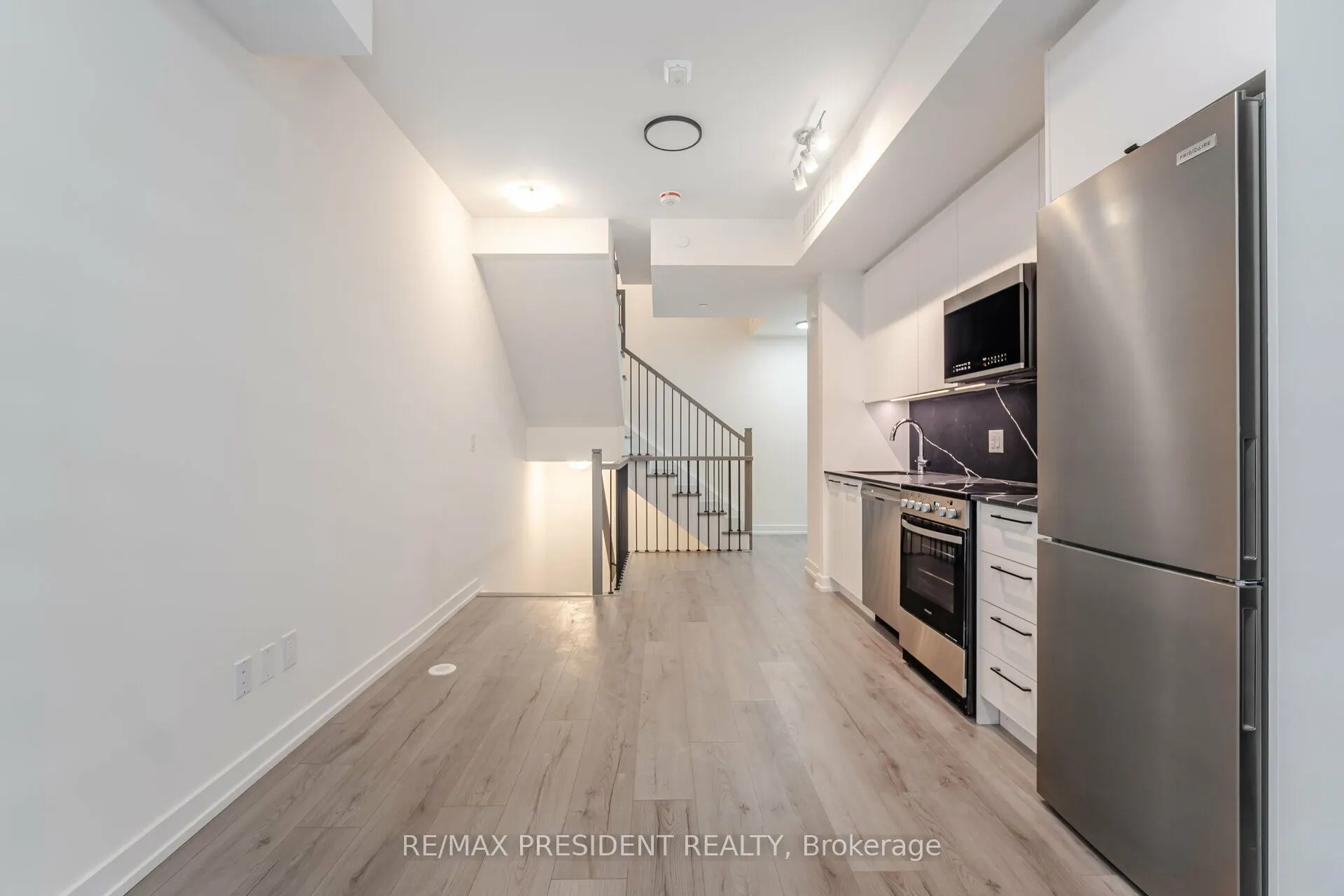 861 Sheppard Avenue W #41