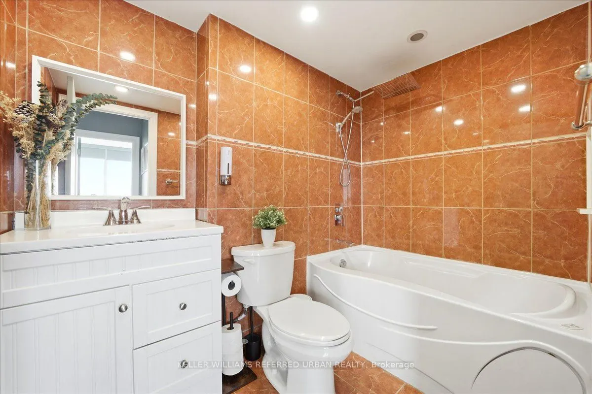 10 Torresdale Avenue #1902