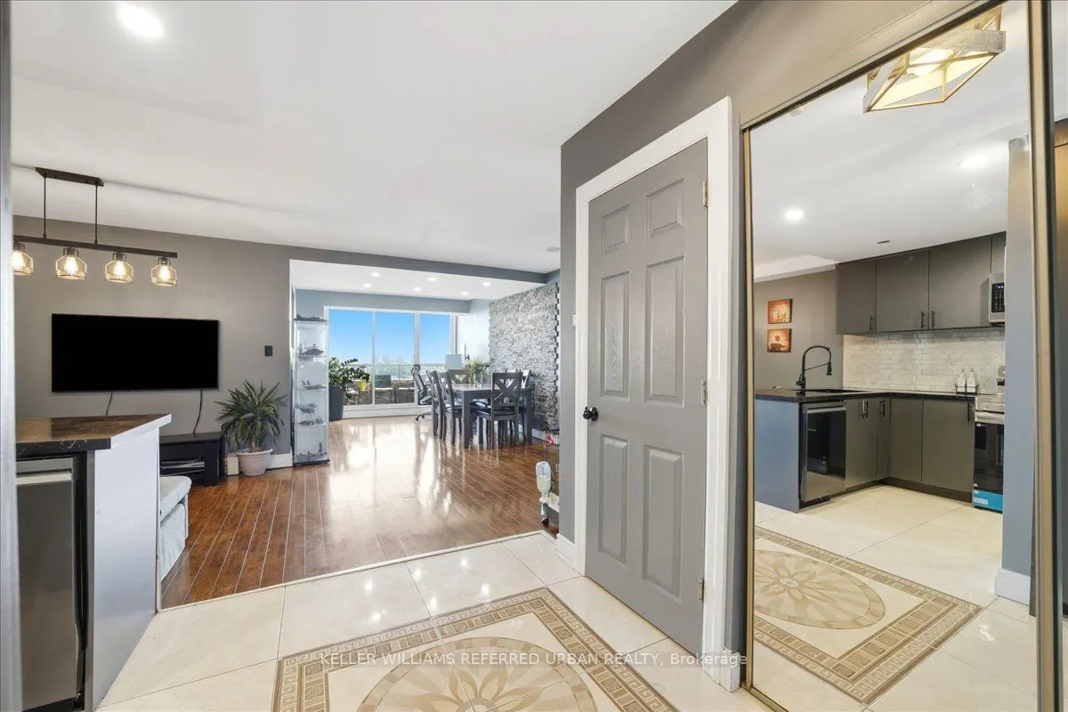 10 Torresdale Avenue #1902