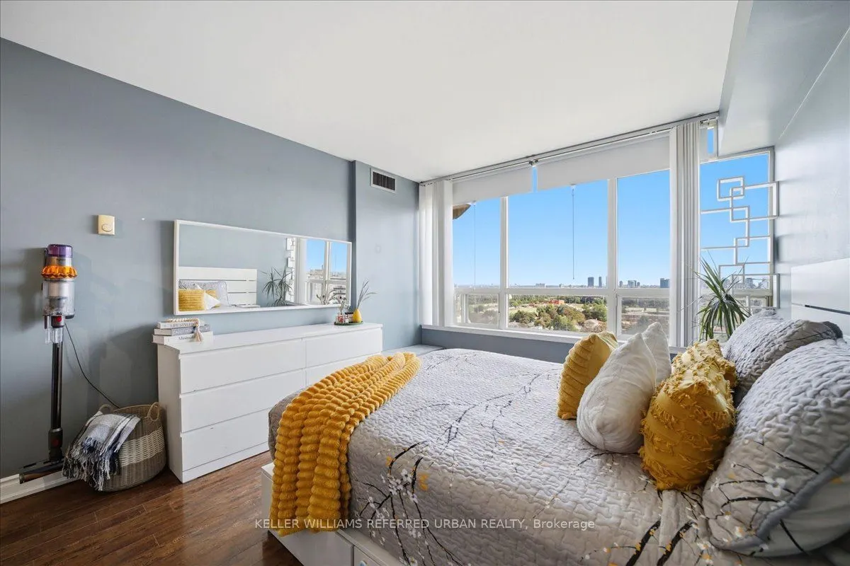 10 Torresdale Avenue #1902