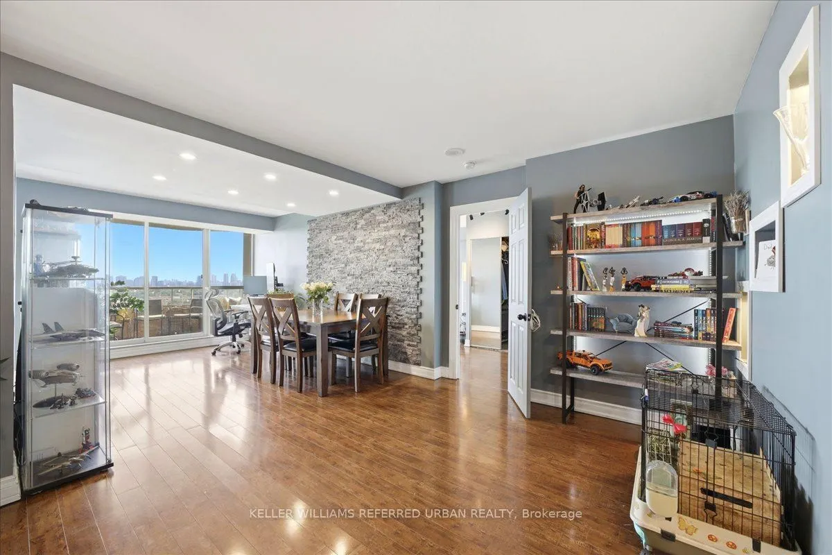 10 Torresdale Avenue #1902
