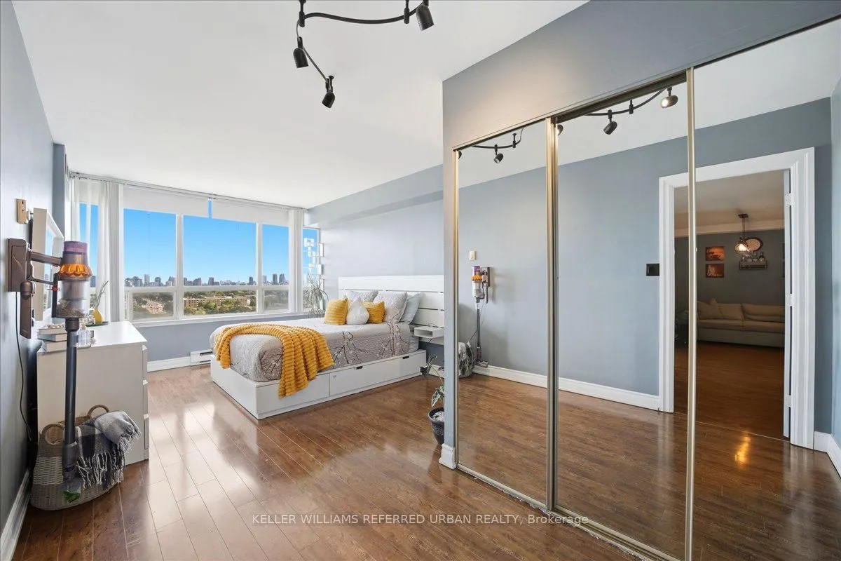 10 Torresdale Avenue #1902