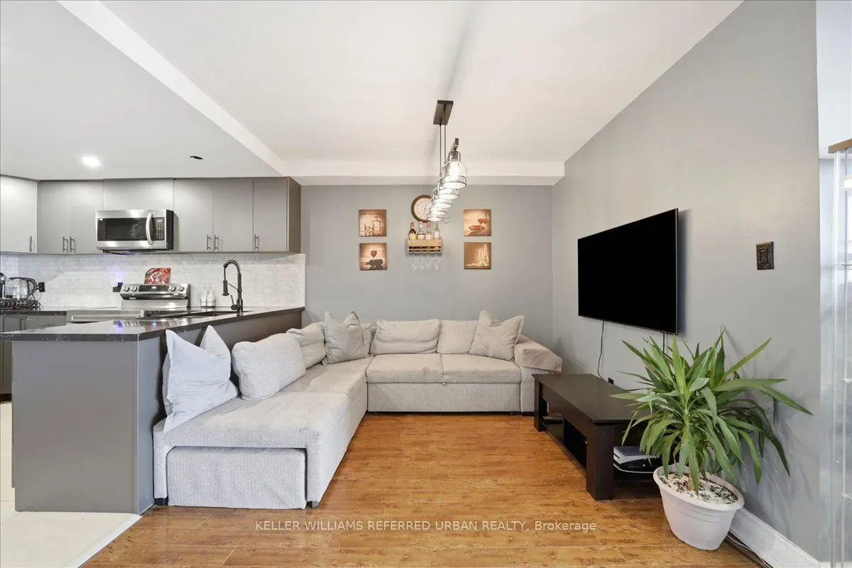 10 Torresdale Avenue #1902
