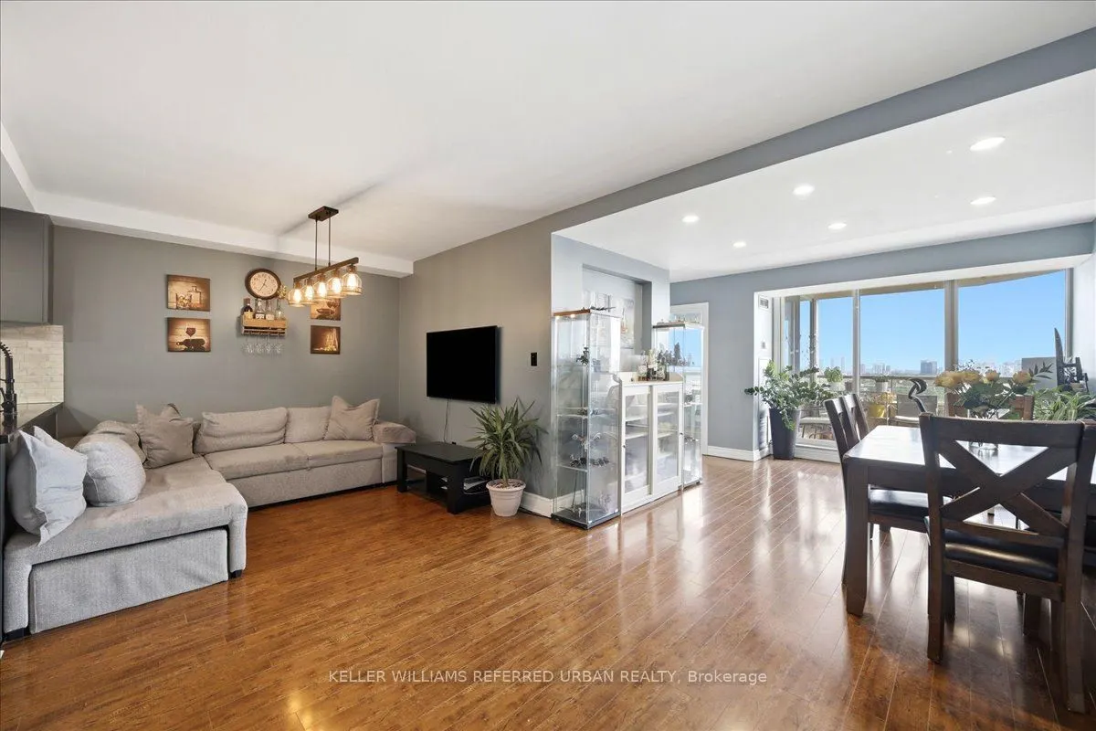 10 Torresdale Avenue #1902