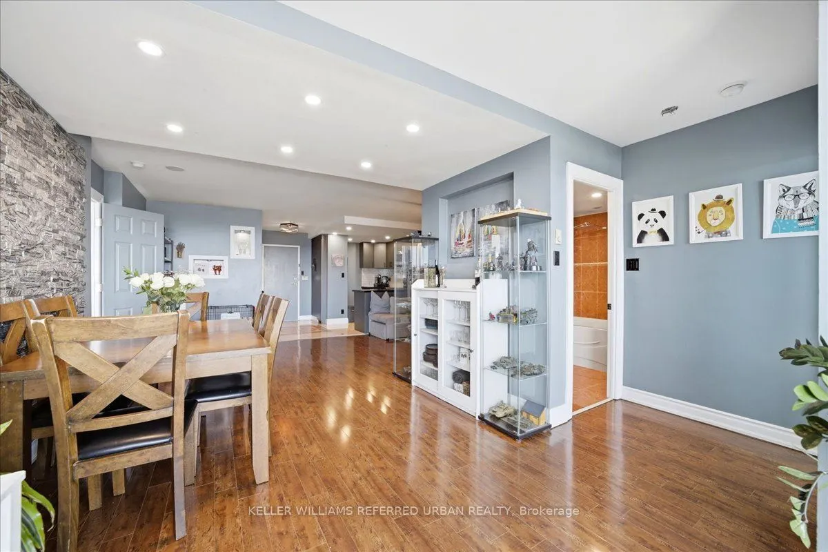 10 Torresdale Avenue #1902