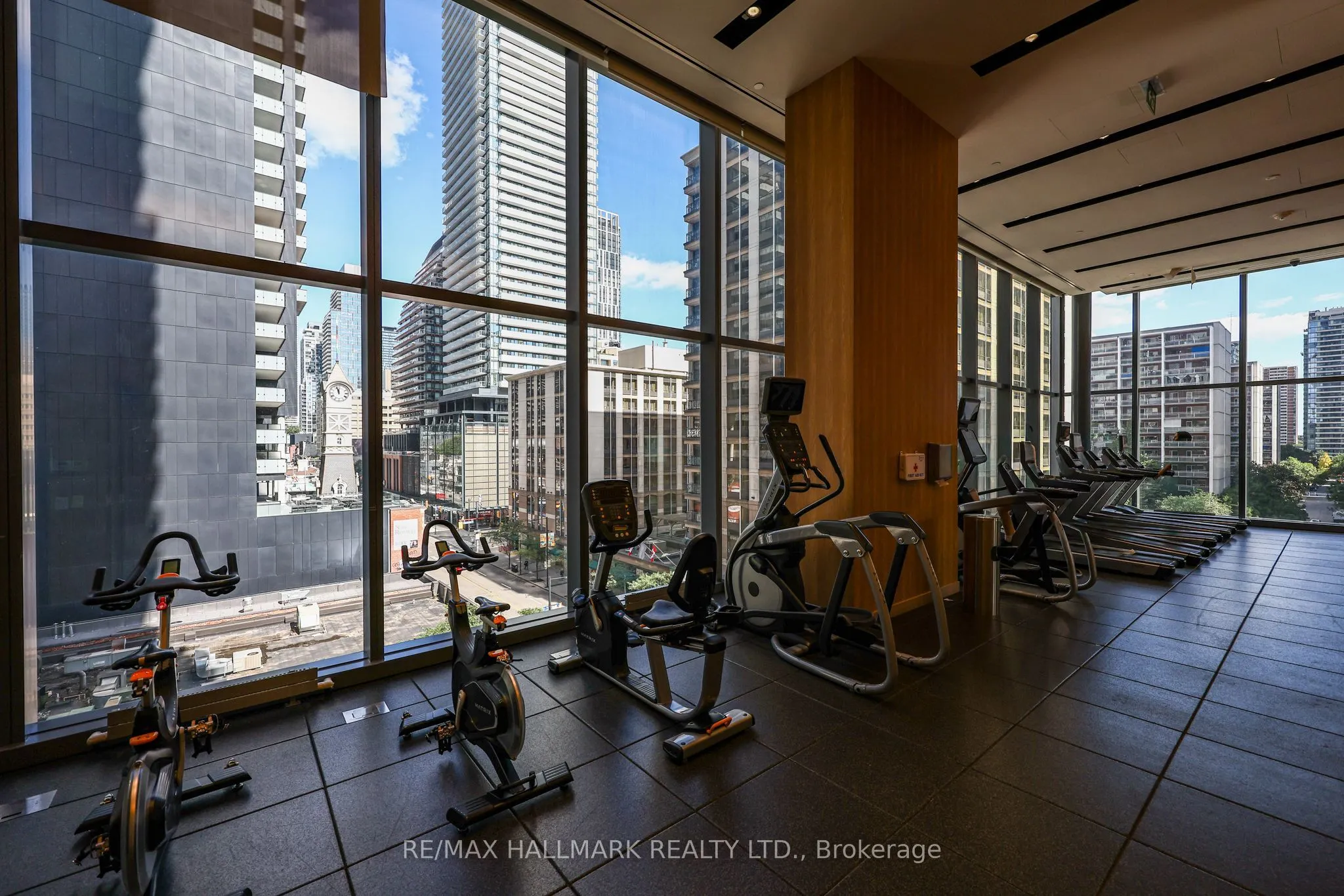 7 Grenville Street #6005