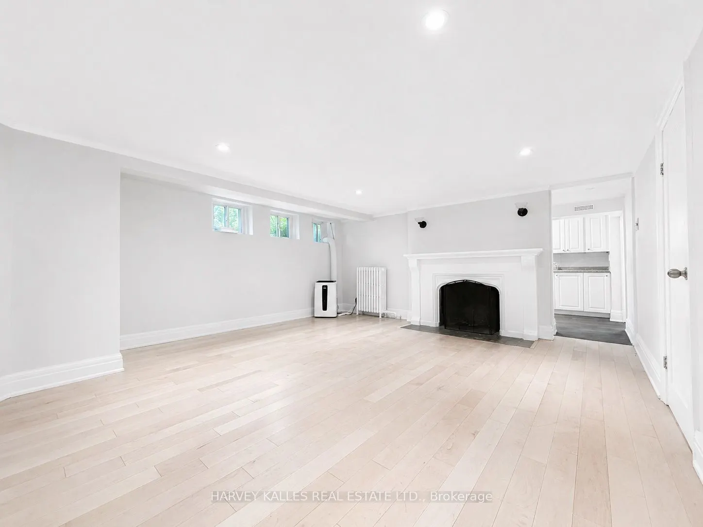807 Duplex Avenue #Bsmt