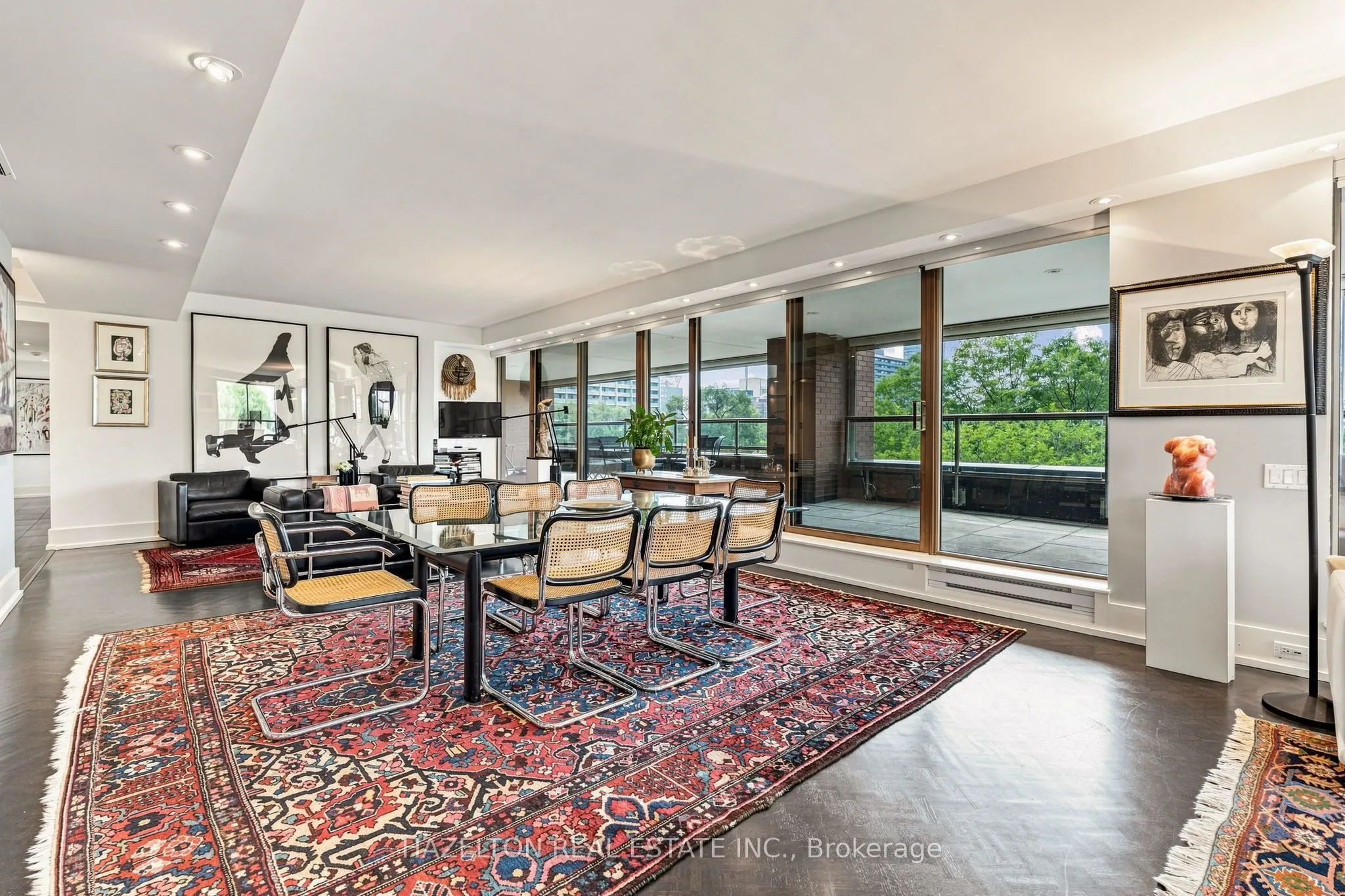 4 Lowther Avenue #605