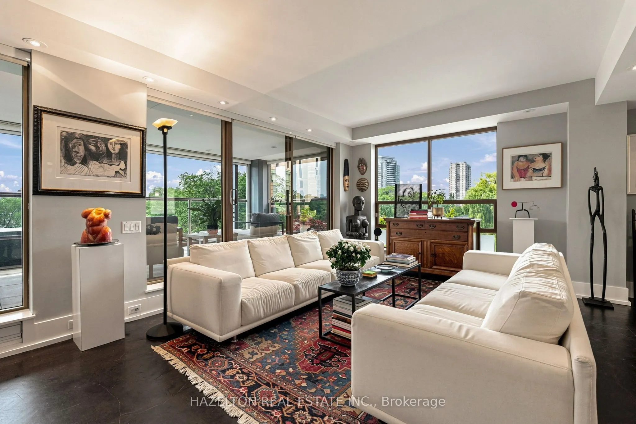 4 Lowther Avenue #605