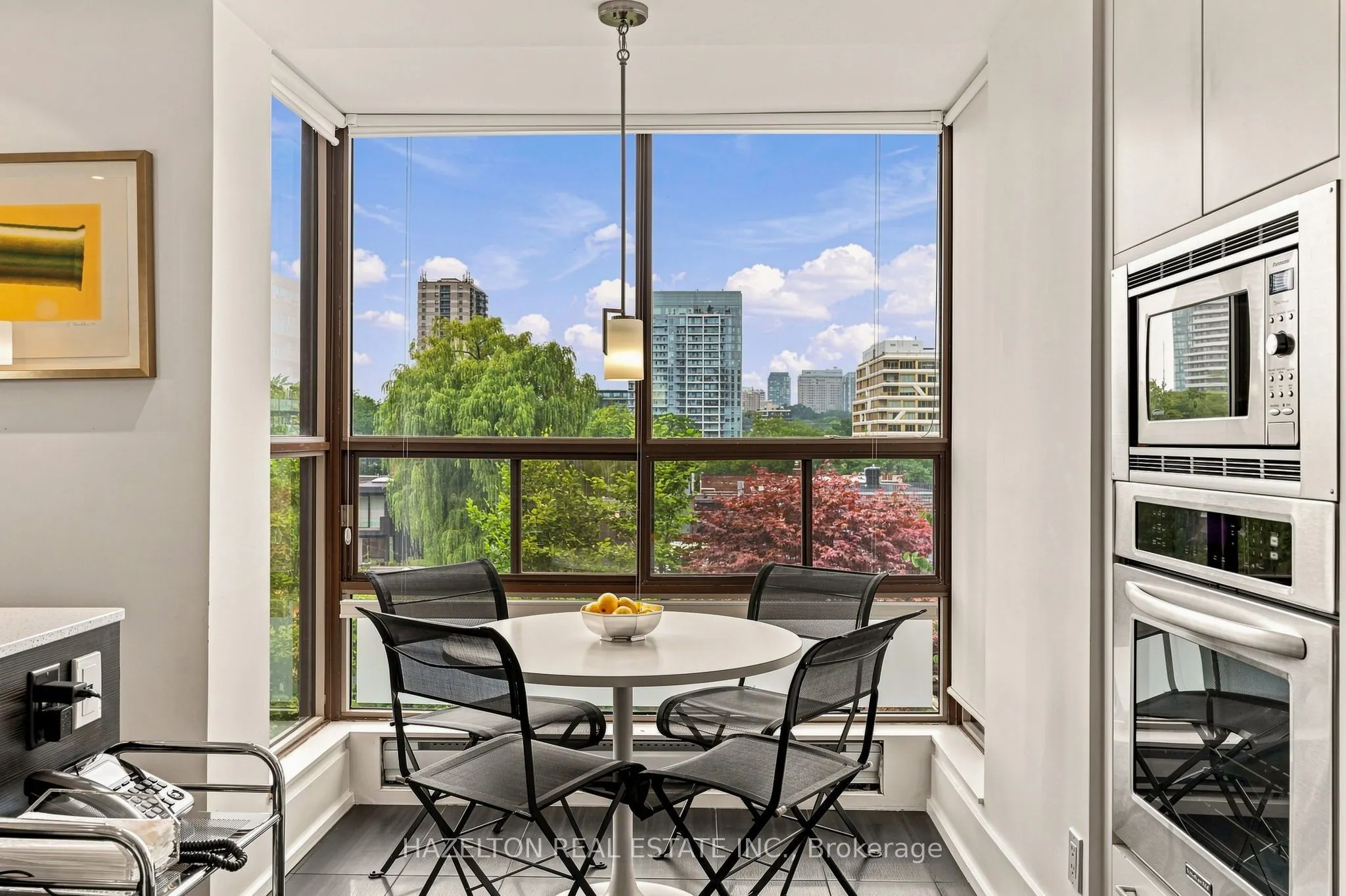 4 Lowther Avenue #605