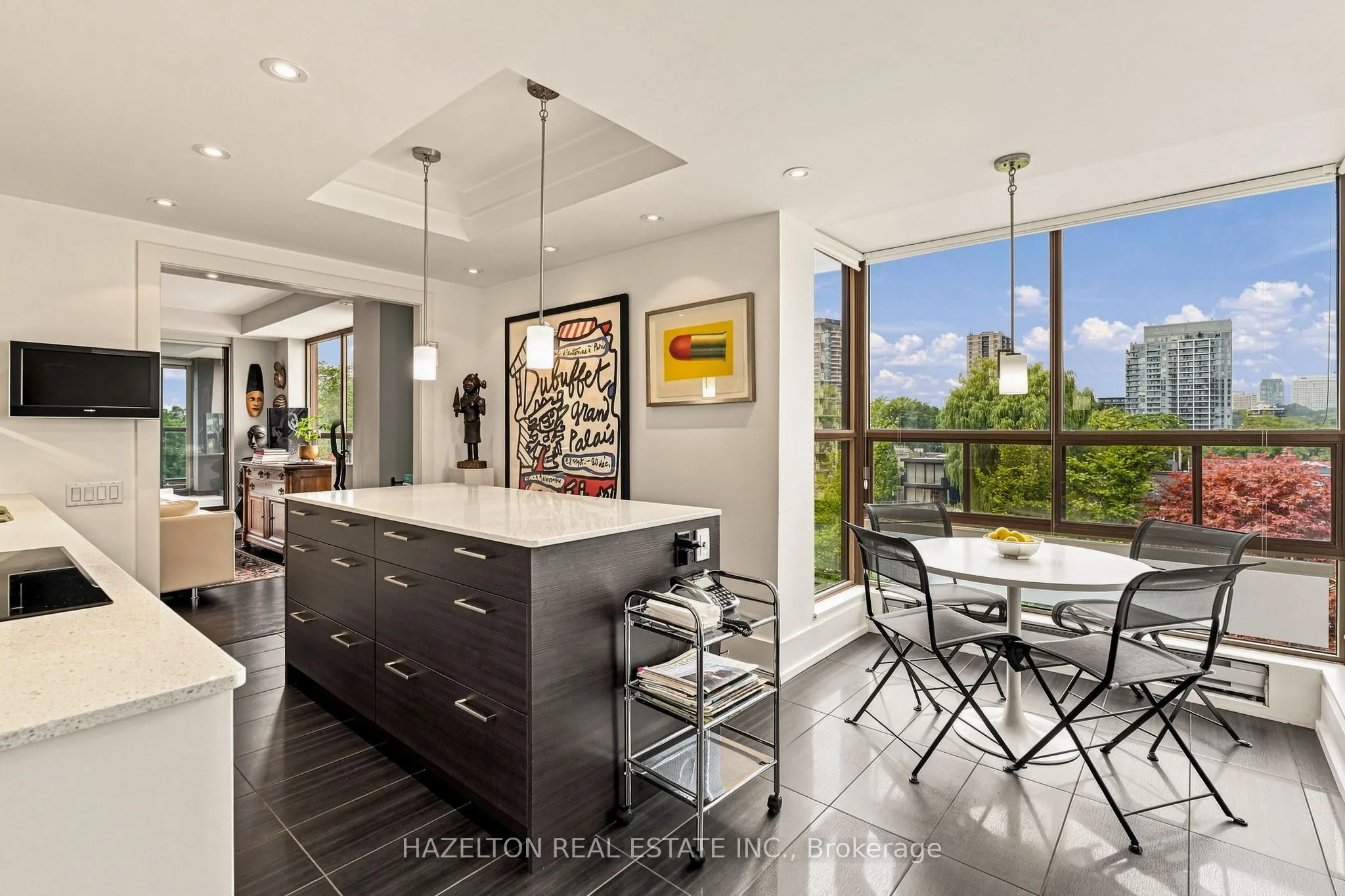 4 Lowther Avenue #605