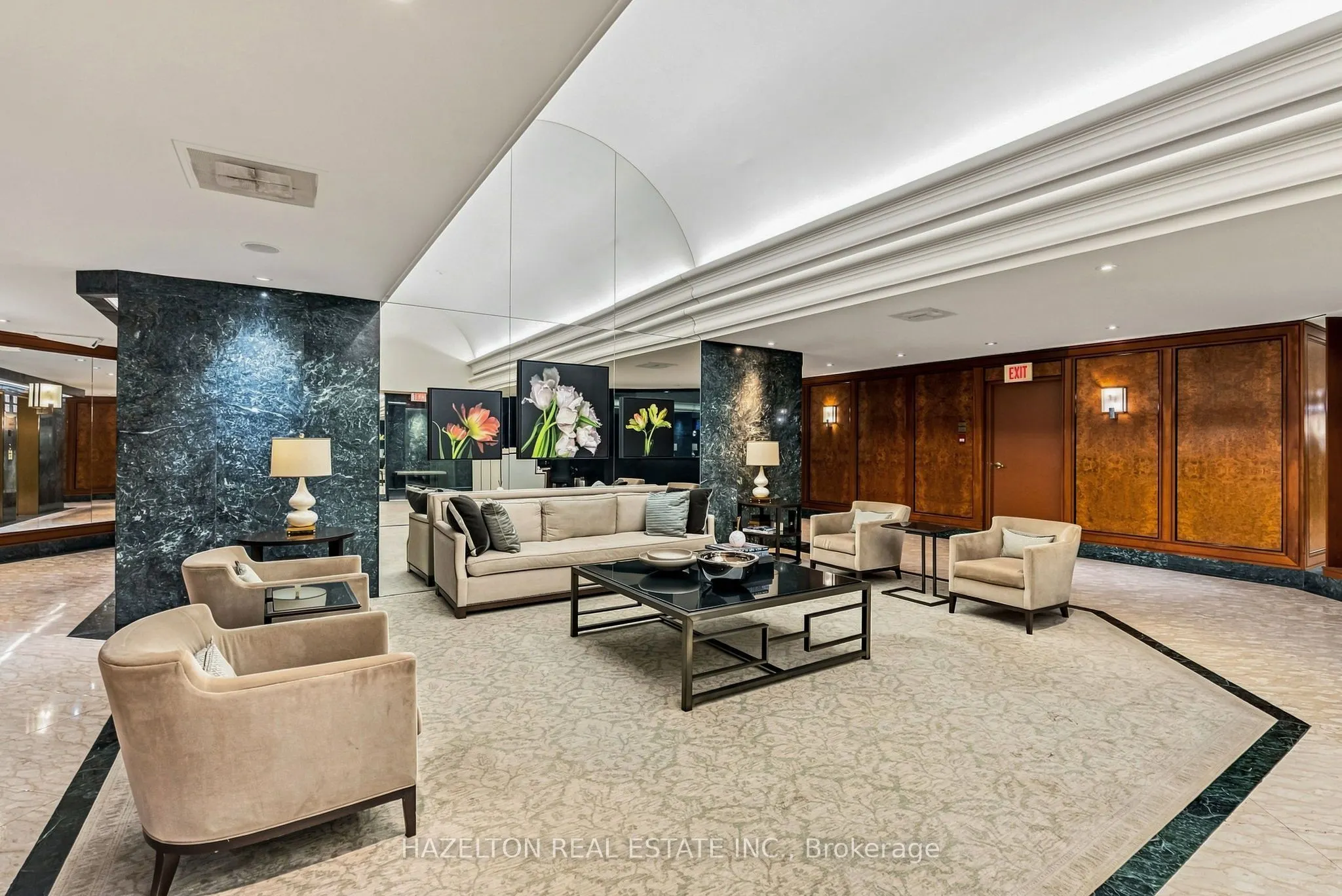4 Lowther Avenue #605