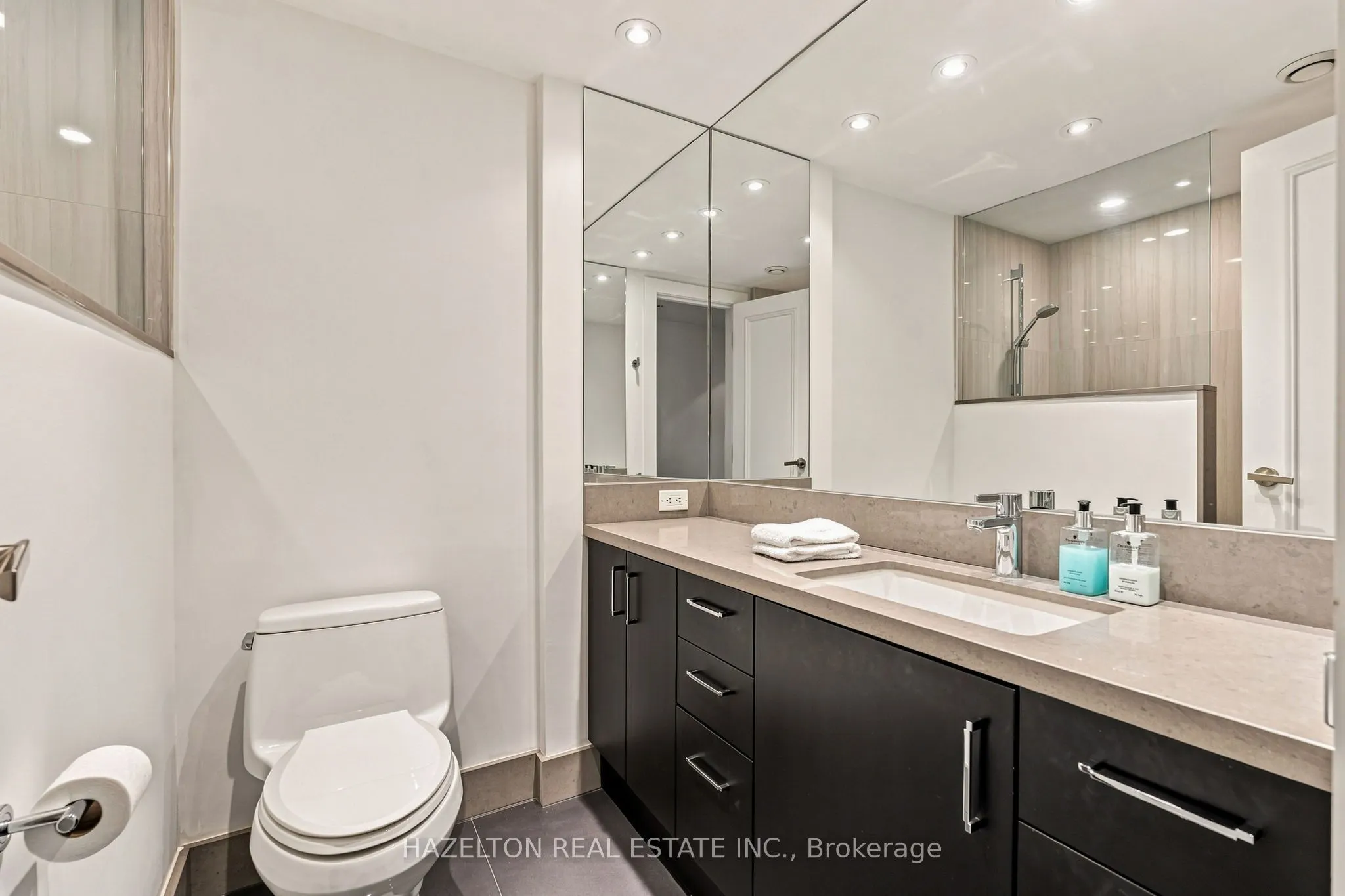 4 Lowther Avenue #605