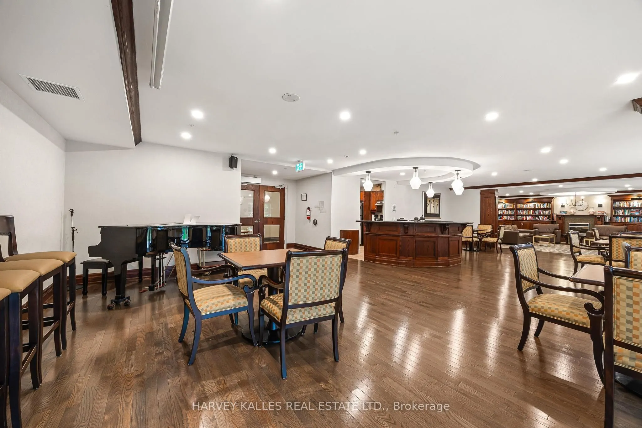 12 Rean Drive #212