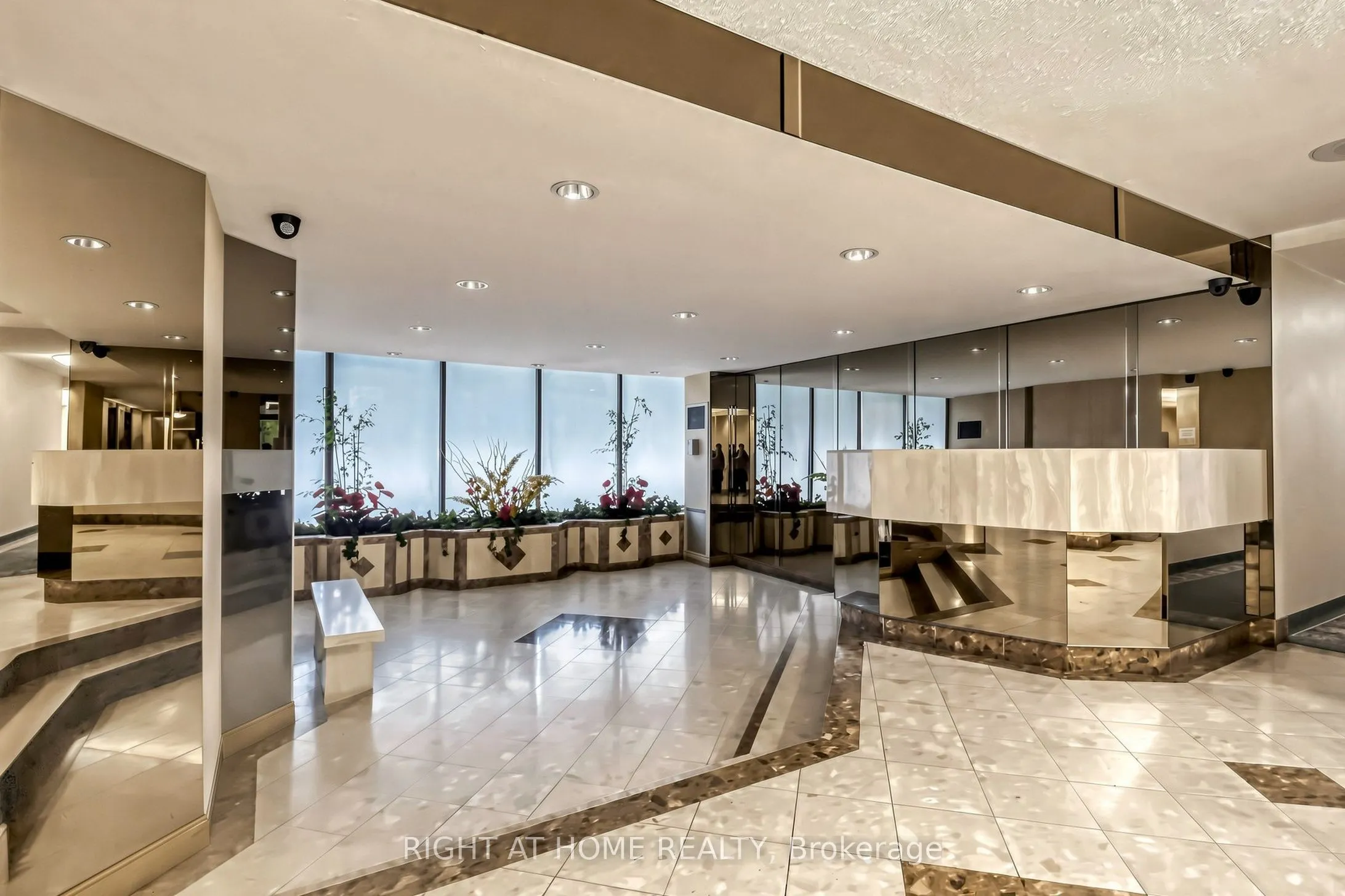 205 Hilda Avenue #2212