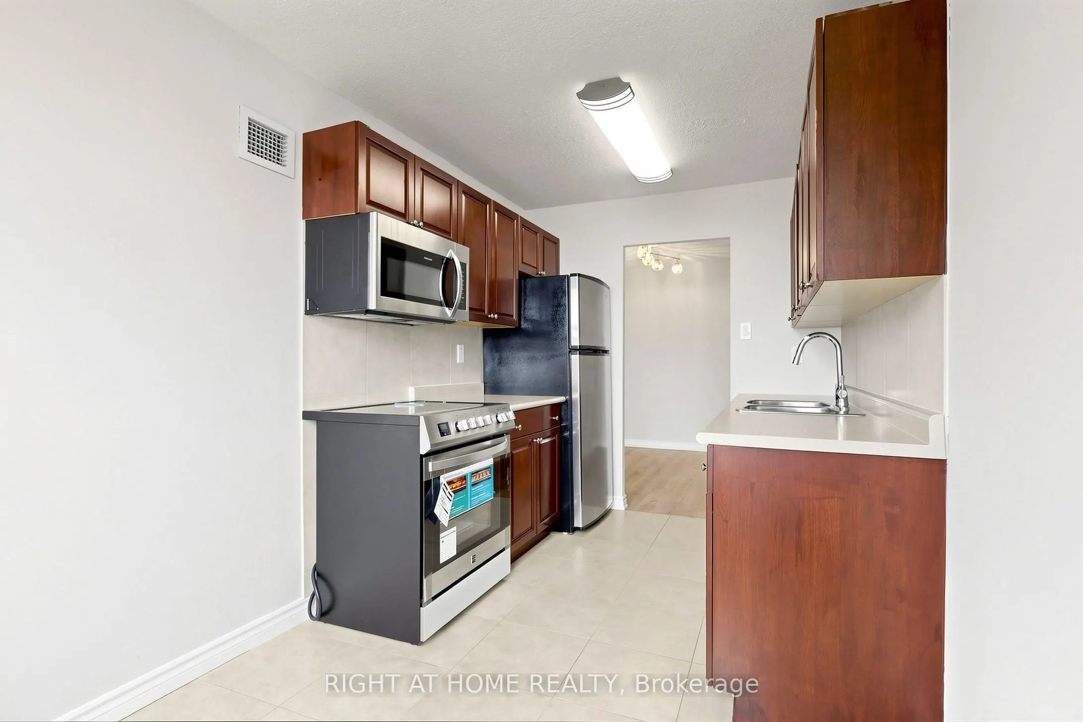 205 Hilda Avenue #2212