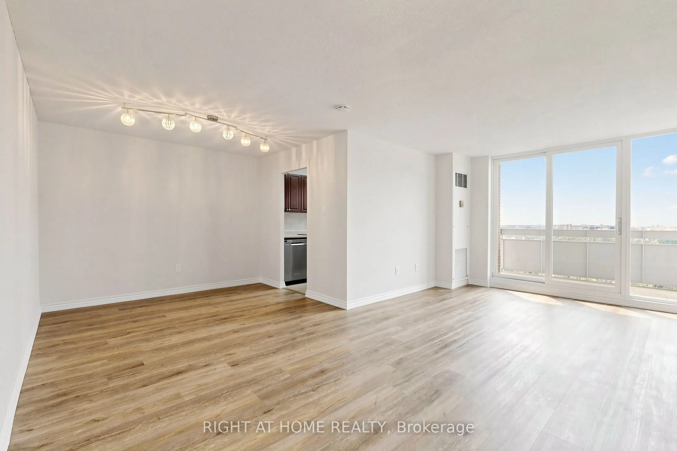 205 Hilda Avenue #2212