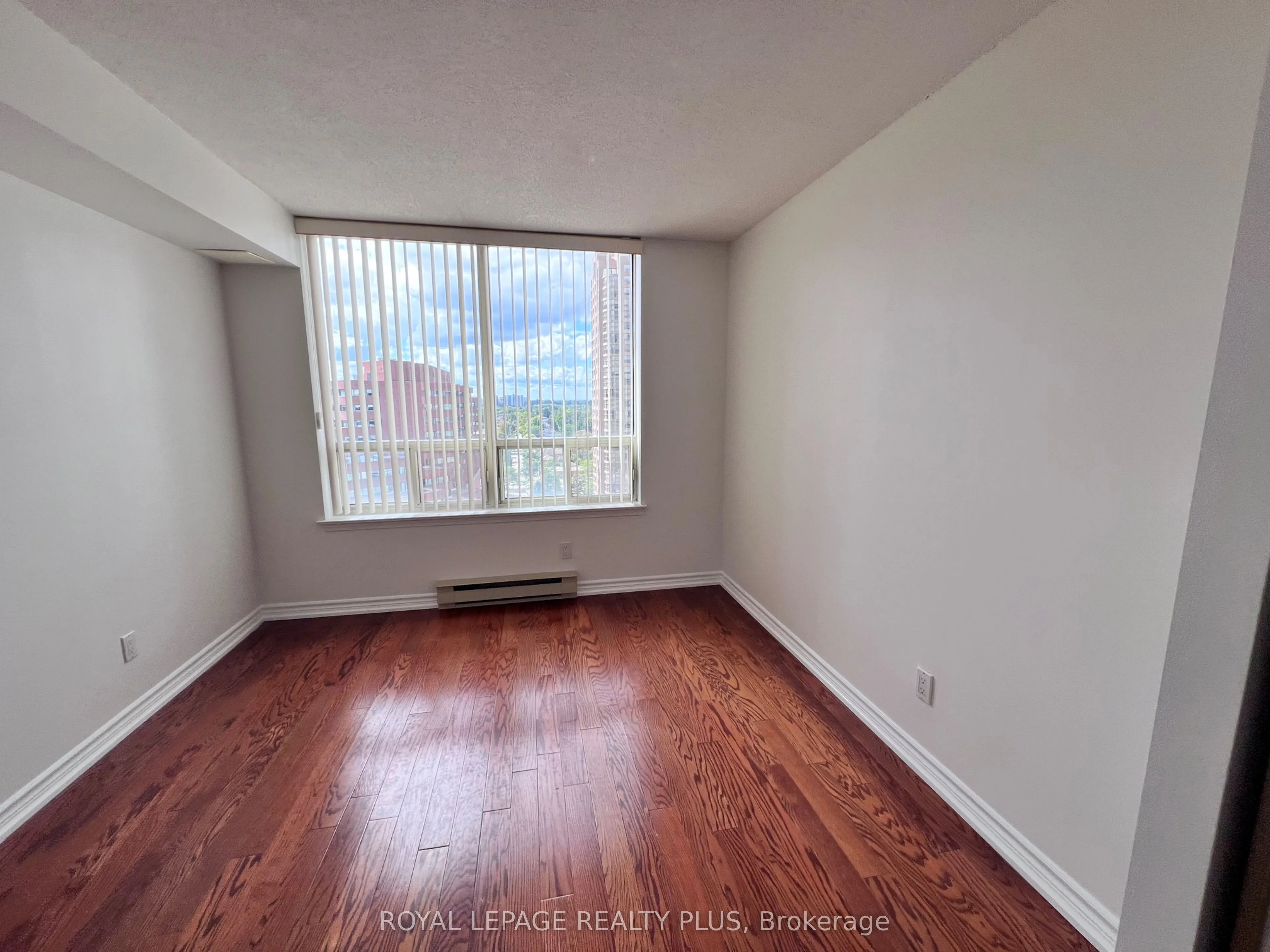 30 Greenfield Avenue #1714