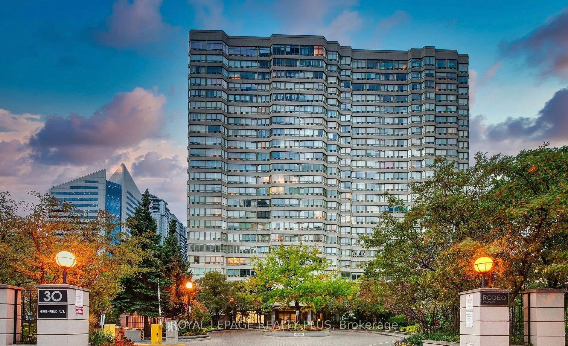 30 Greenfield Avenue #1714