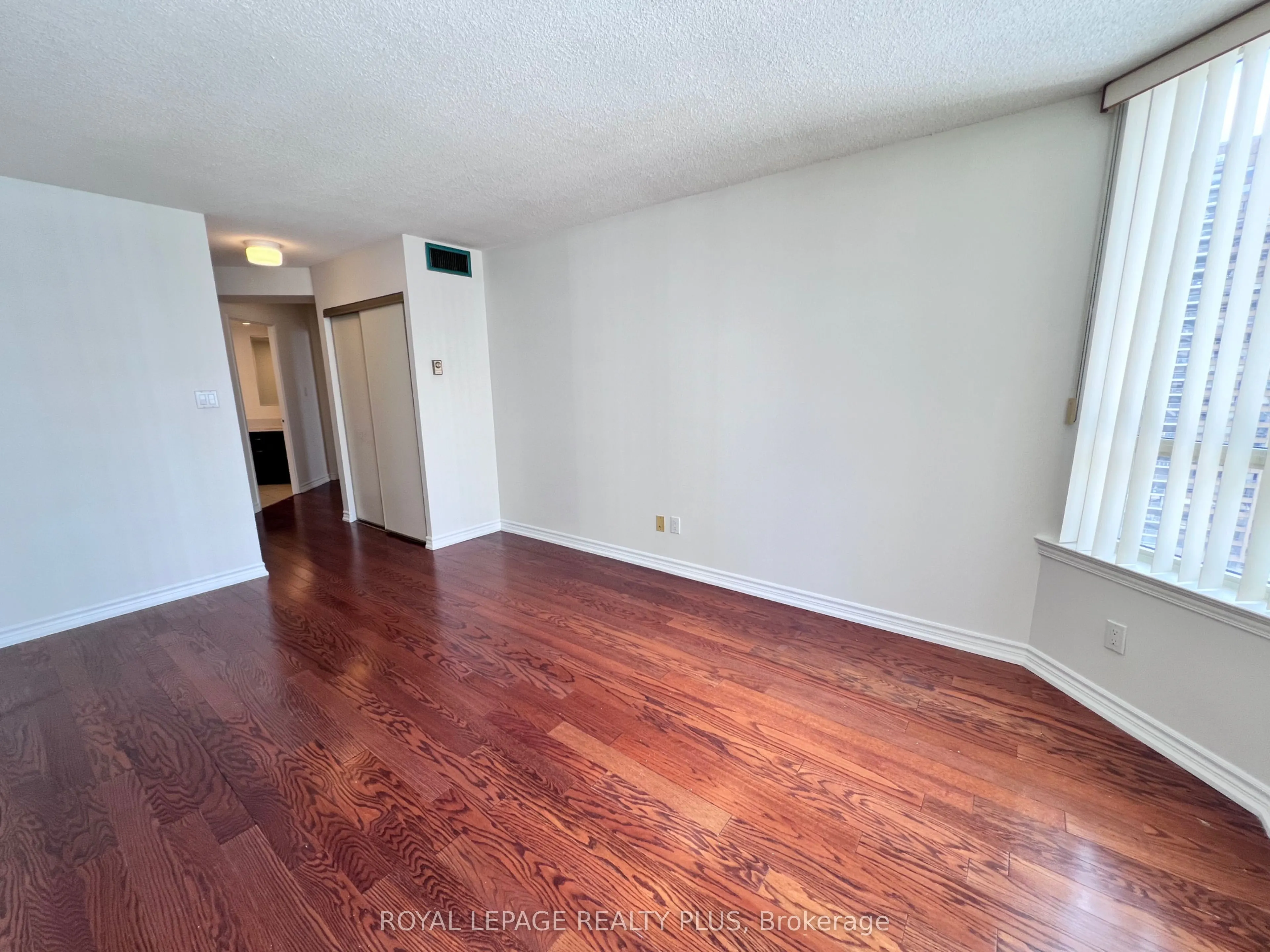 30 Greenfield Avenue #1714