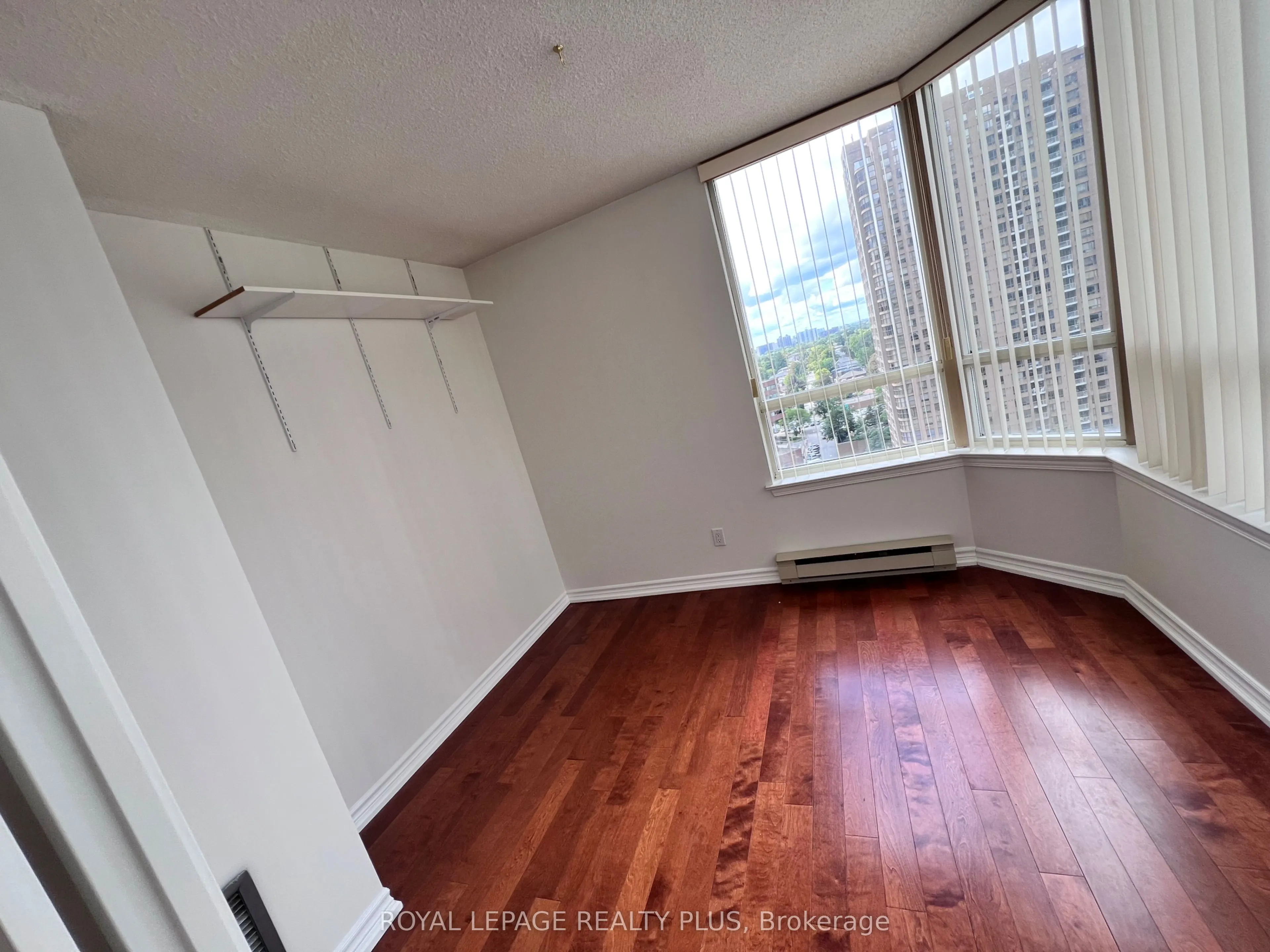 30 Greenfield Avenue #1714