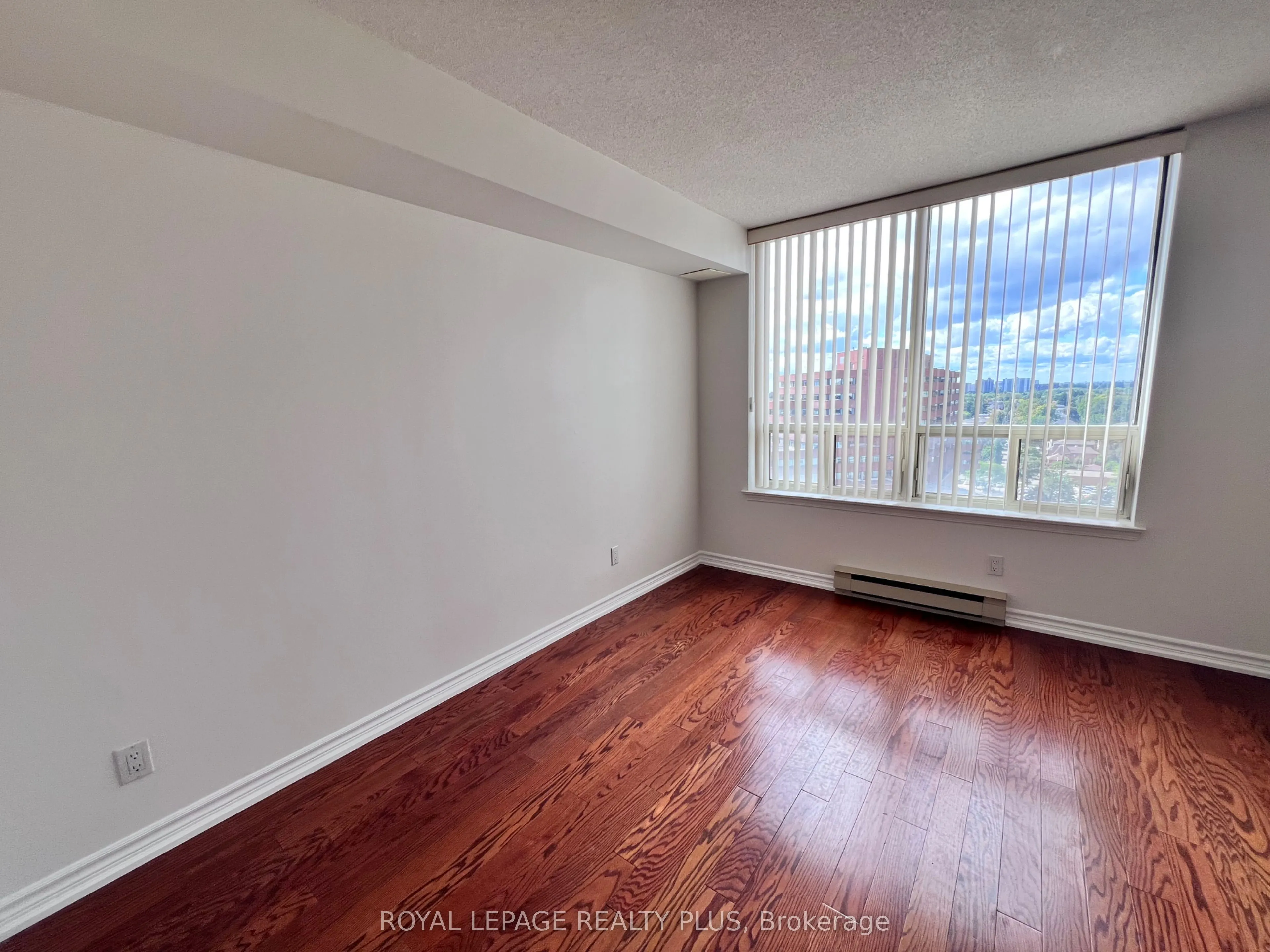 30 Greenfield Avenue #1714