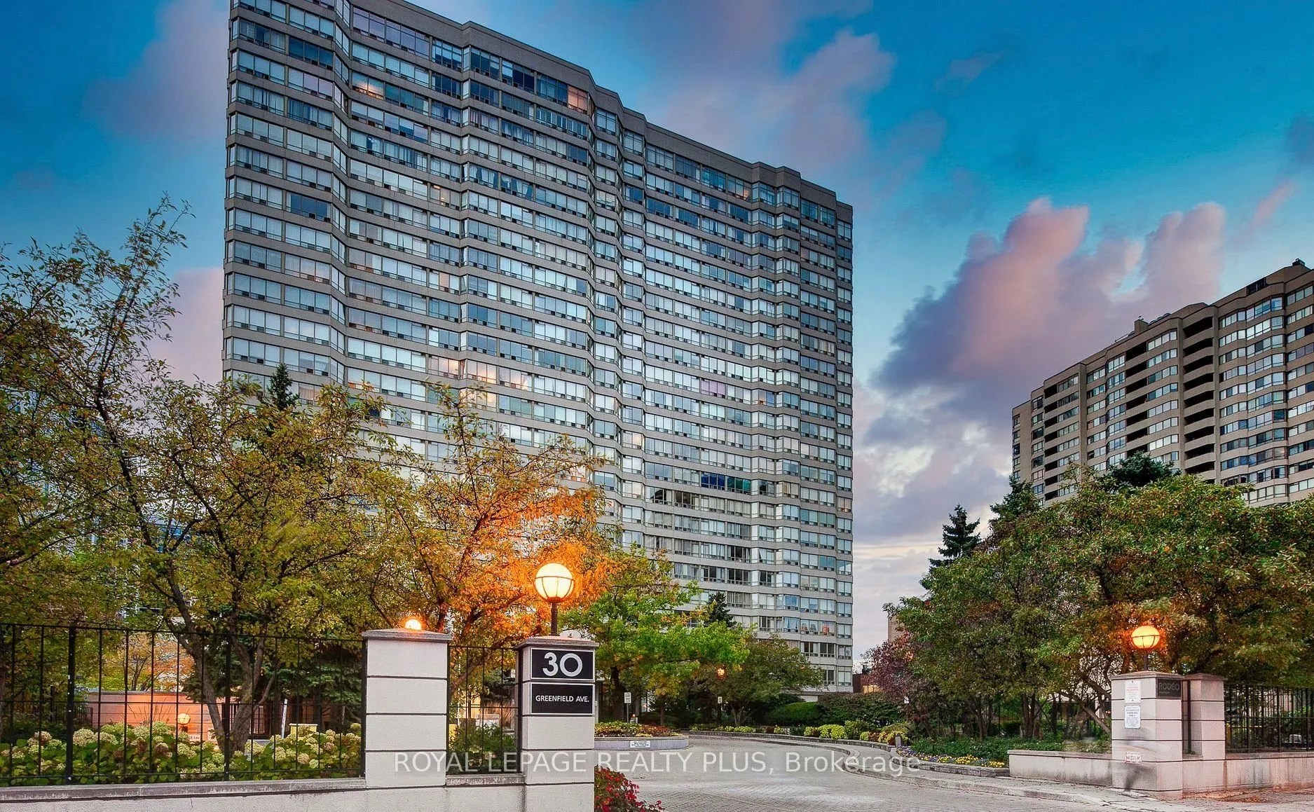 30 Greenfield Avenue #1714