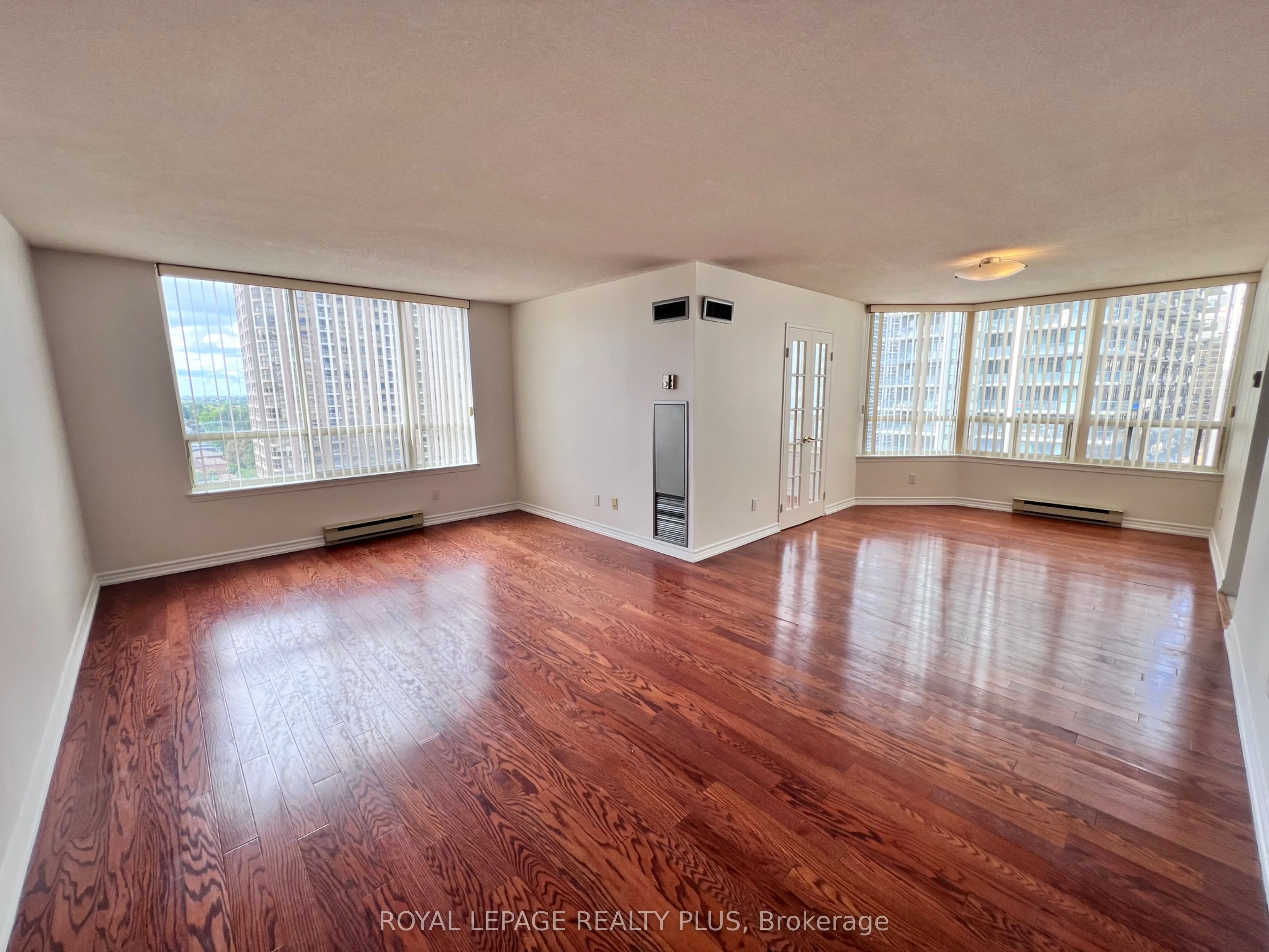 30 Greenfield Avenue #1714