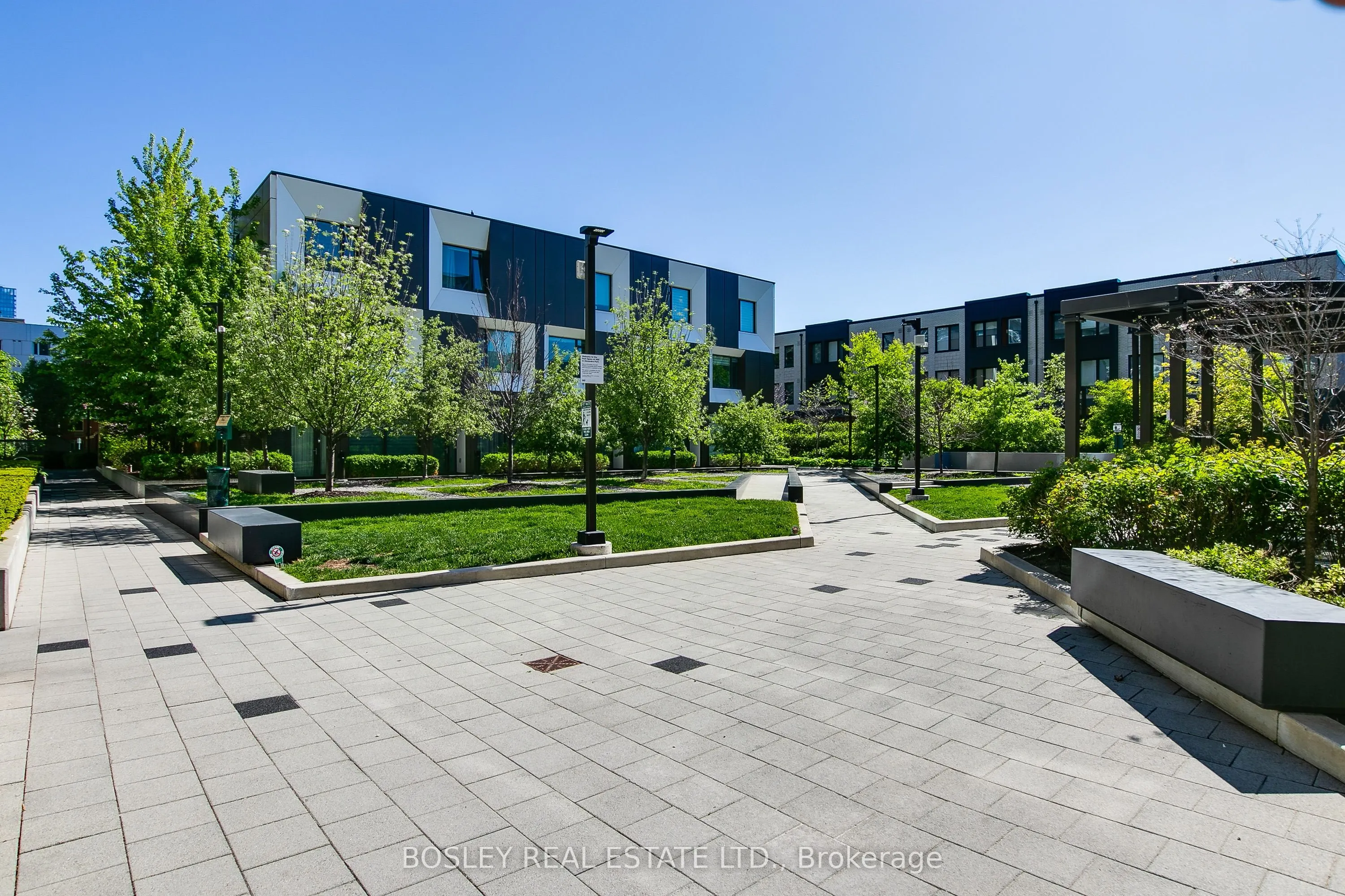 51 Paul Lane Gardens #TH05