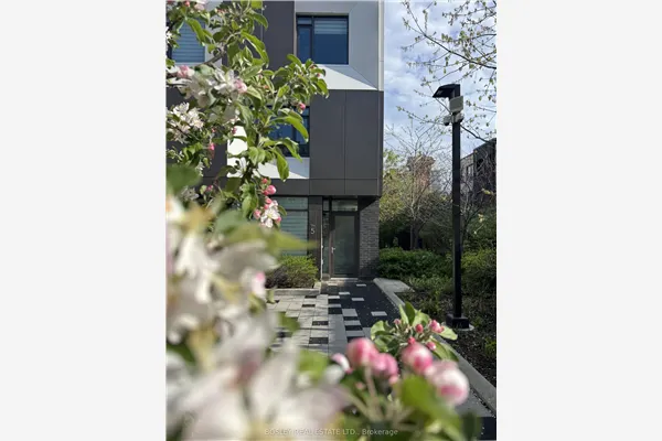 51 Paul Lane Gardens #TH05