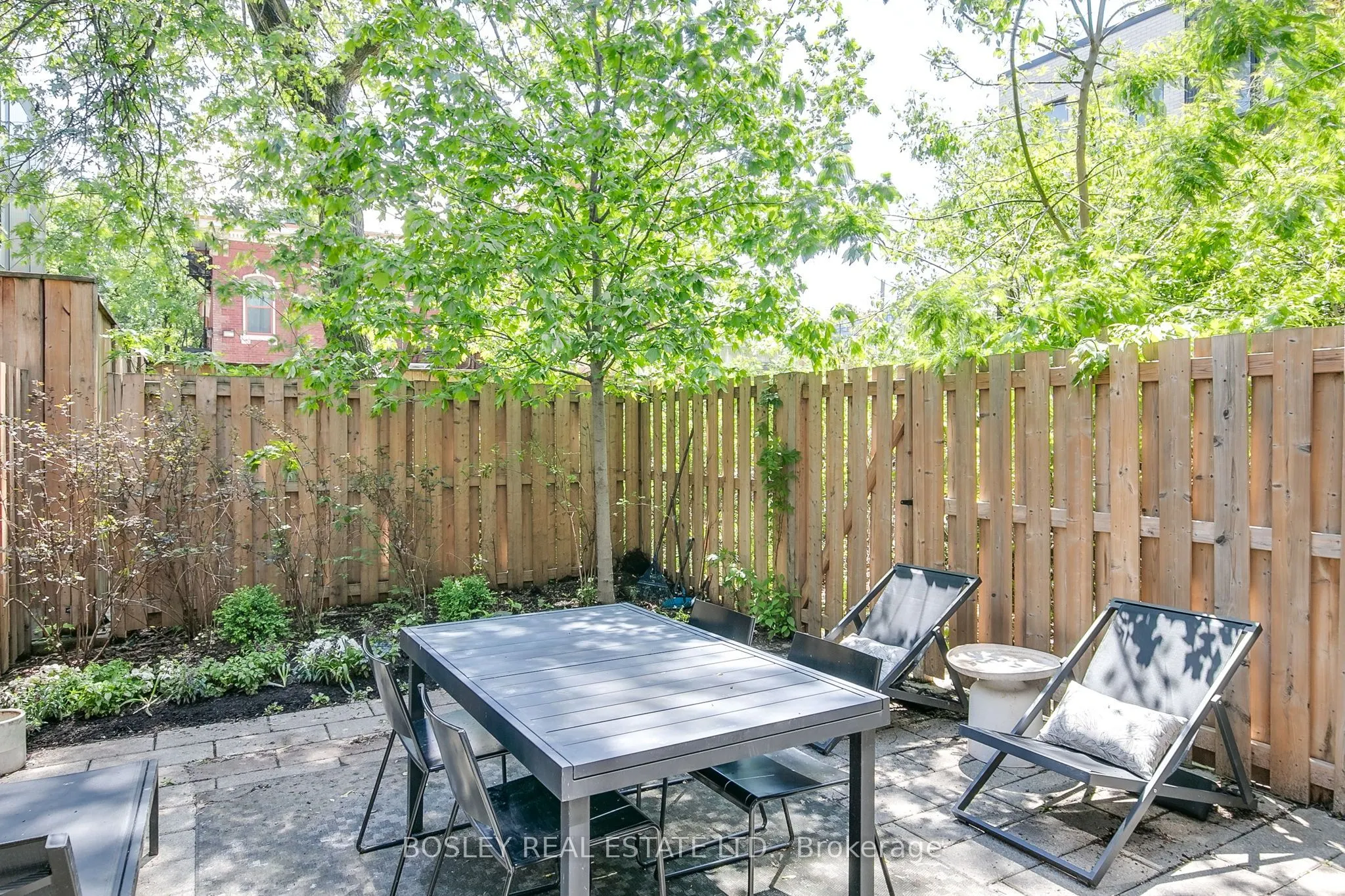 51 Paul Lane Gardens #TH05