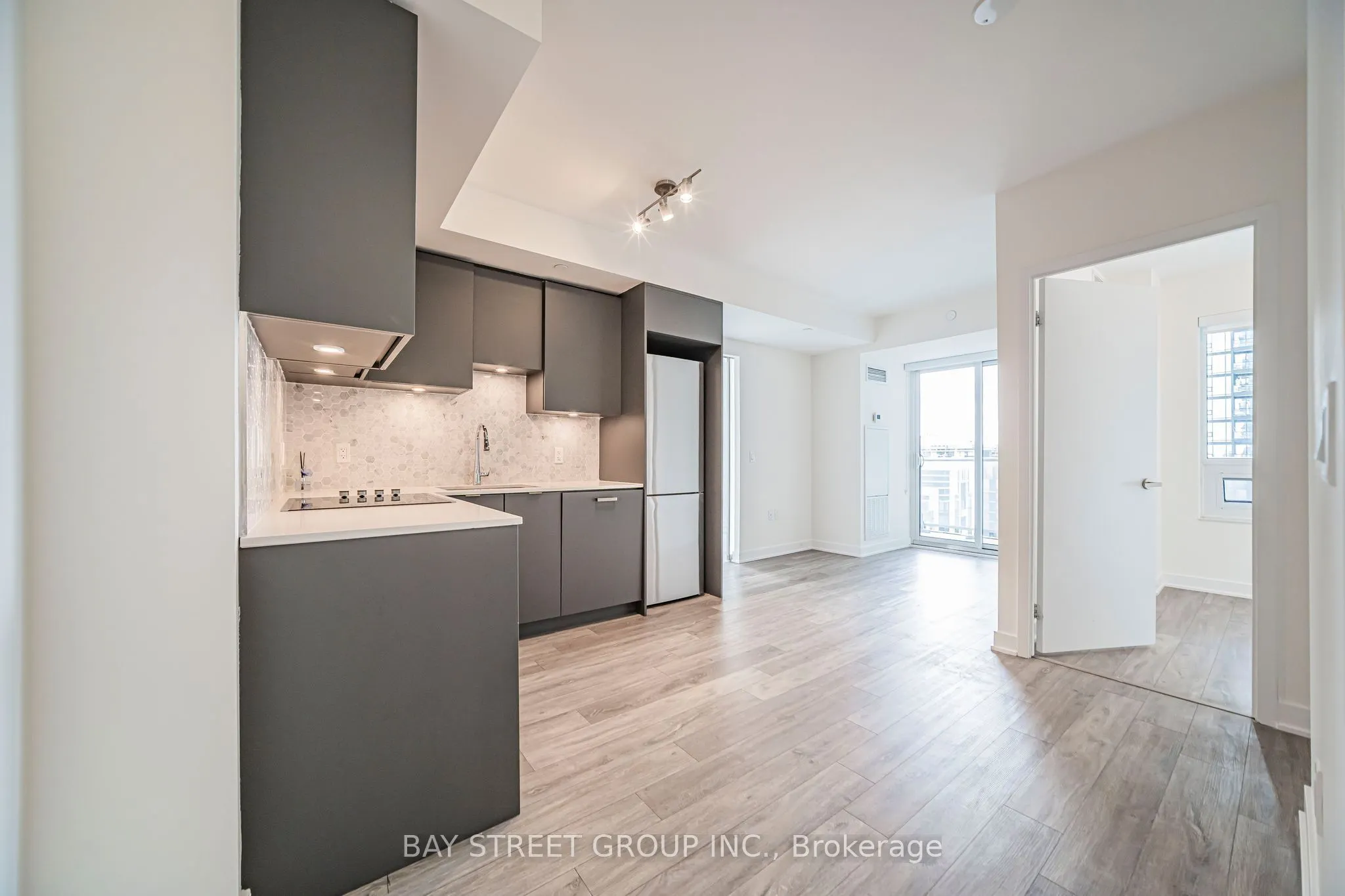 195 Redpath Avenue #2412