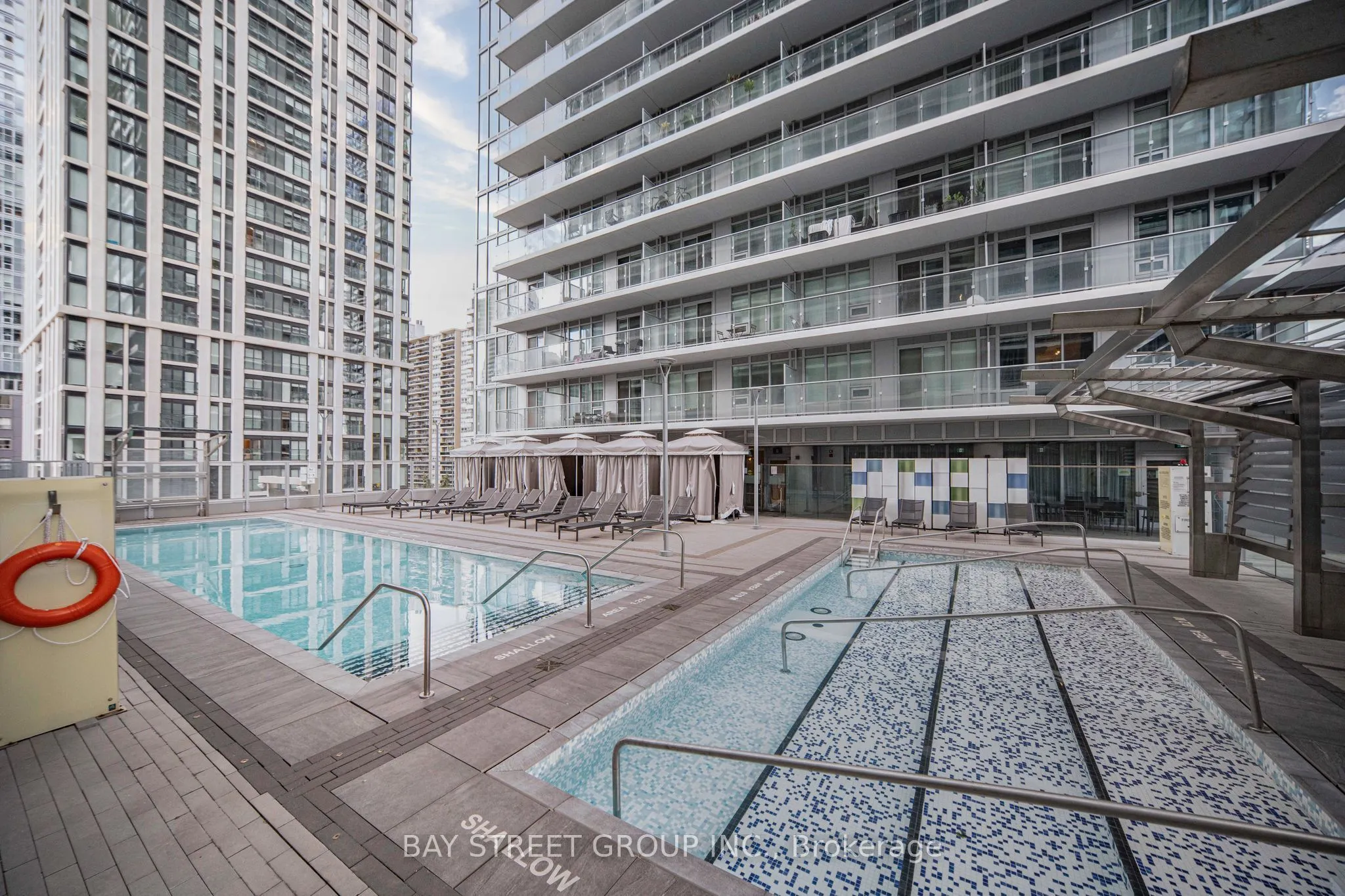 195 Redpath Avenue #2412